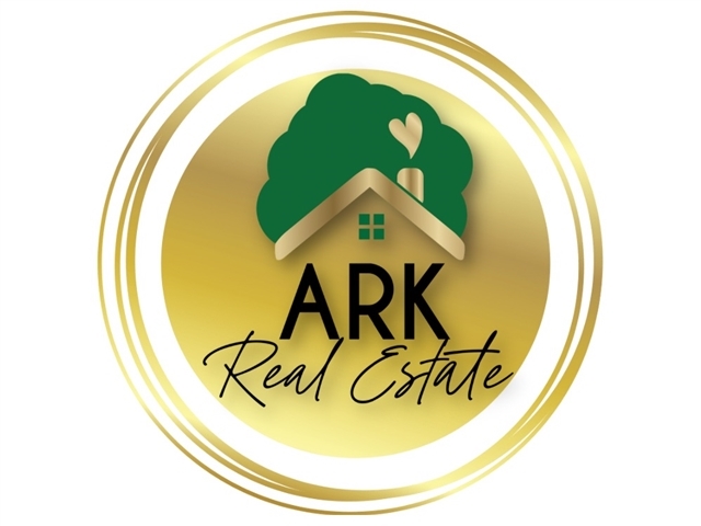 ARK Real Estate, LLC Logo