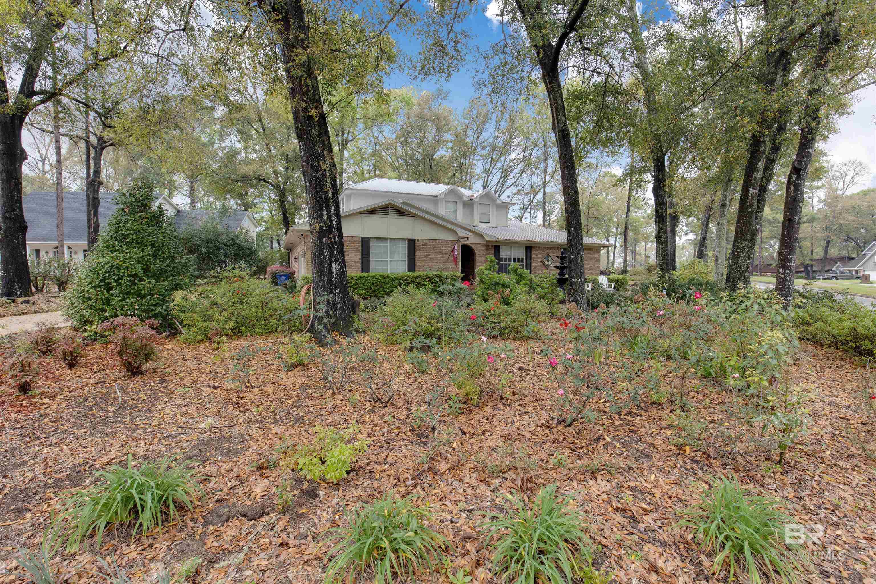 100 Moore Cir, Daphne, AL 