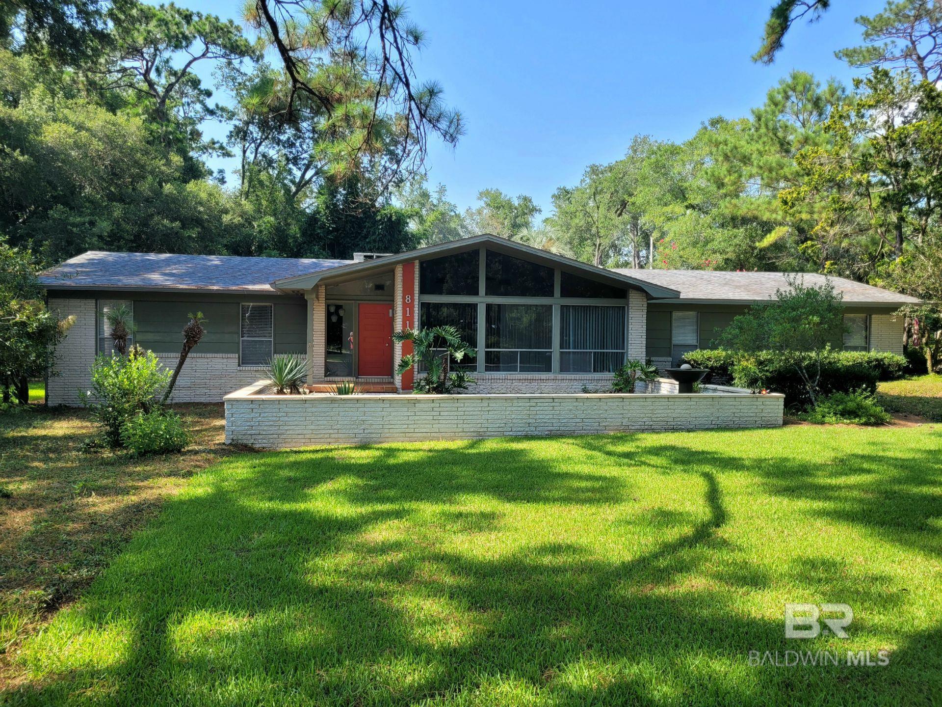 811 Gayfer Avenue, Fairhope, AL 