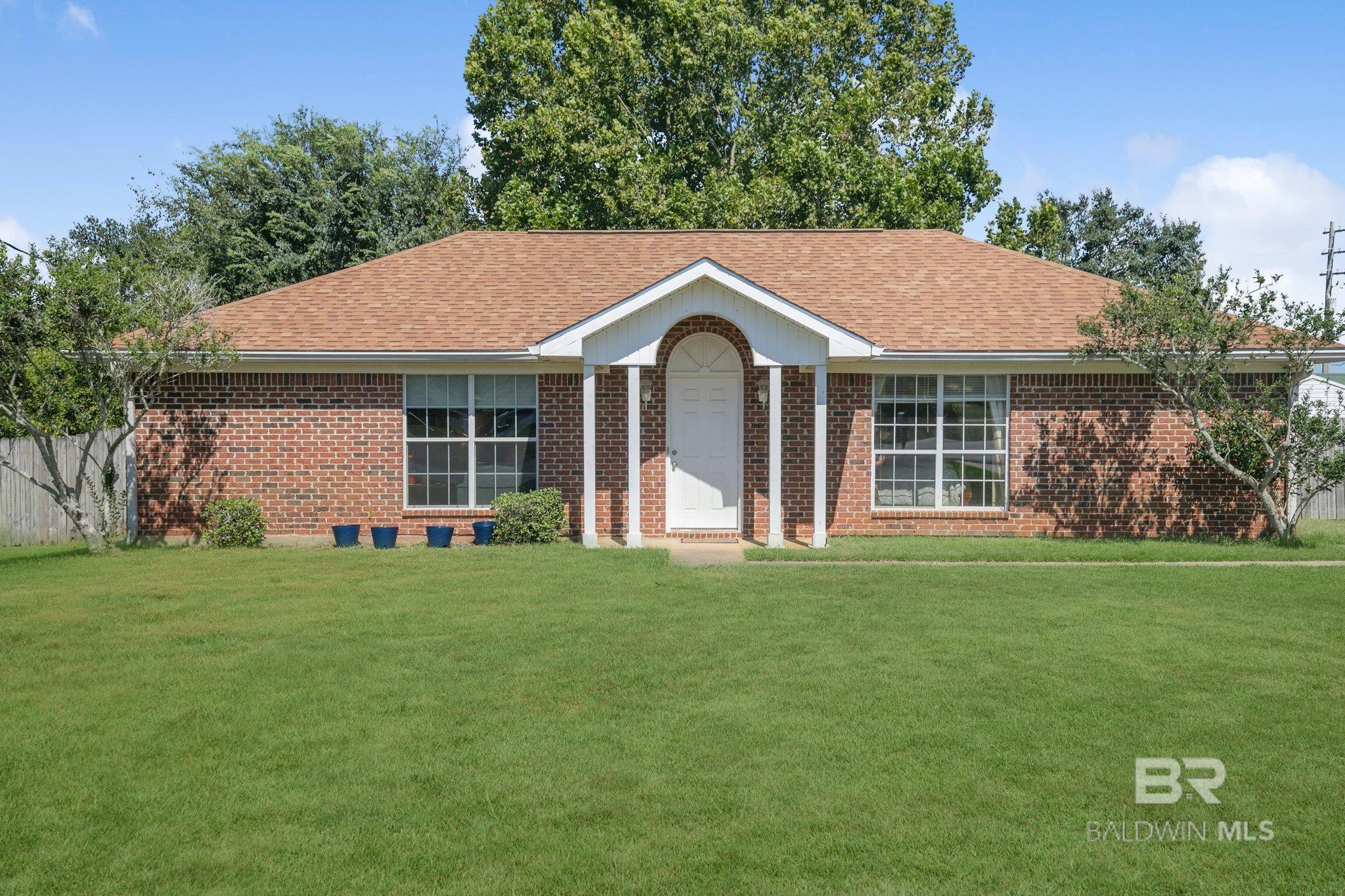 18927 Dalewood Circle, Robertsdale, AL 