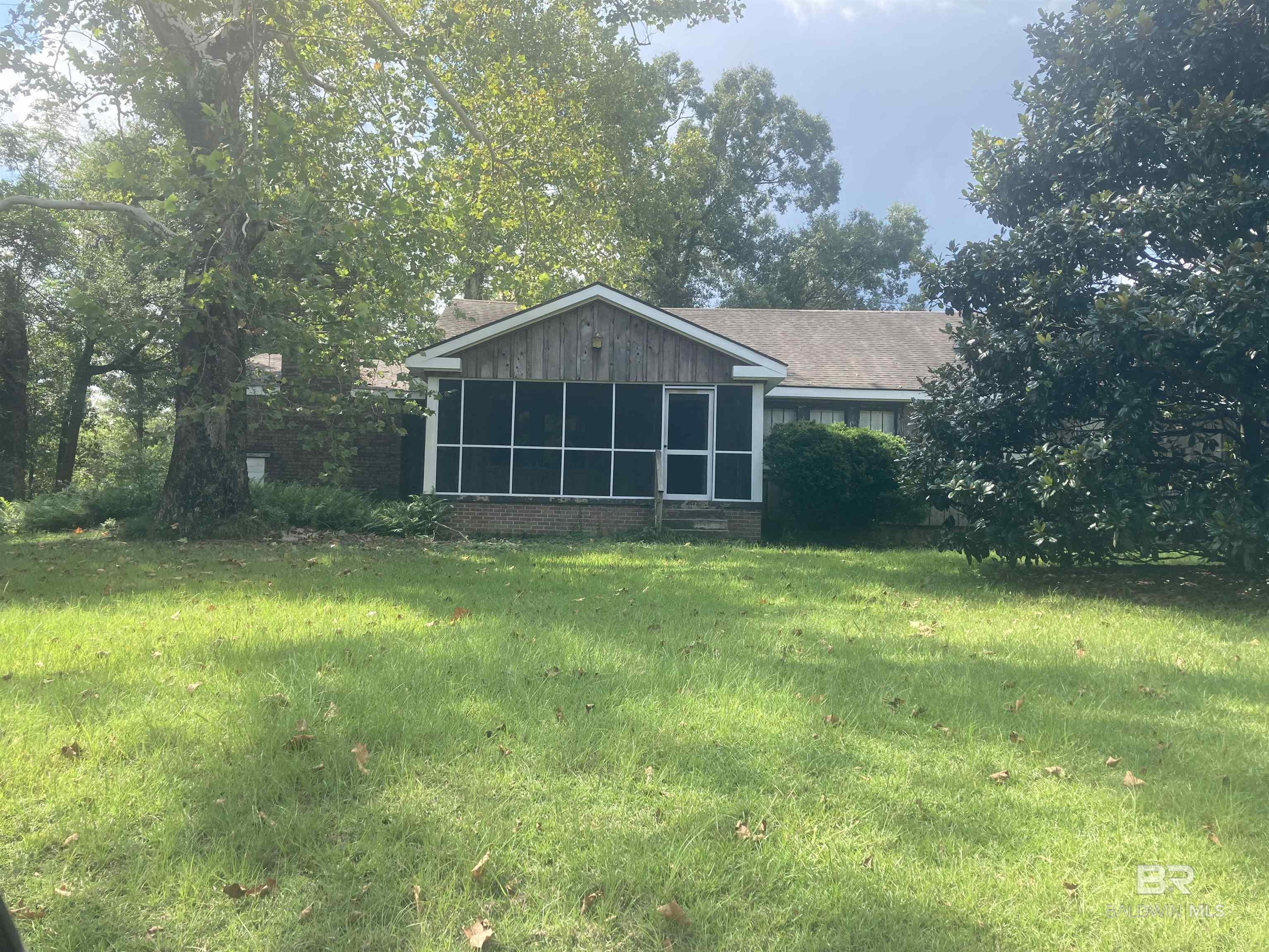 Listing Photo 350076