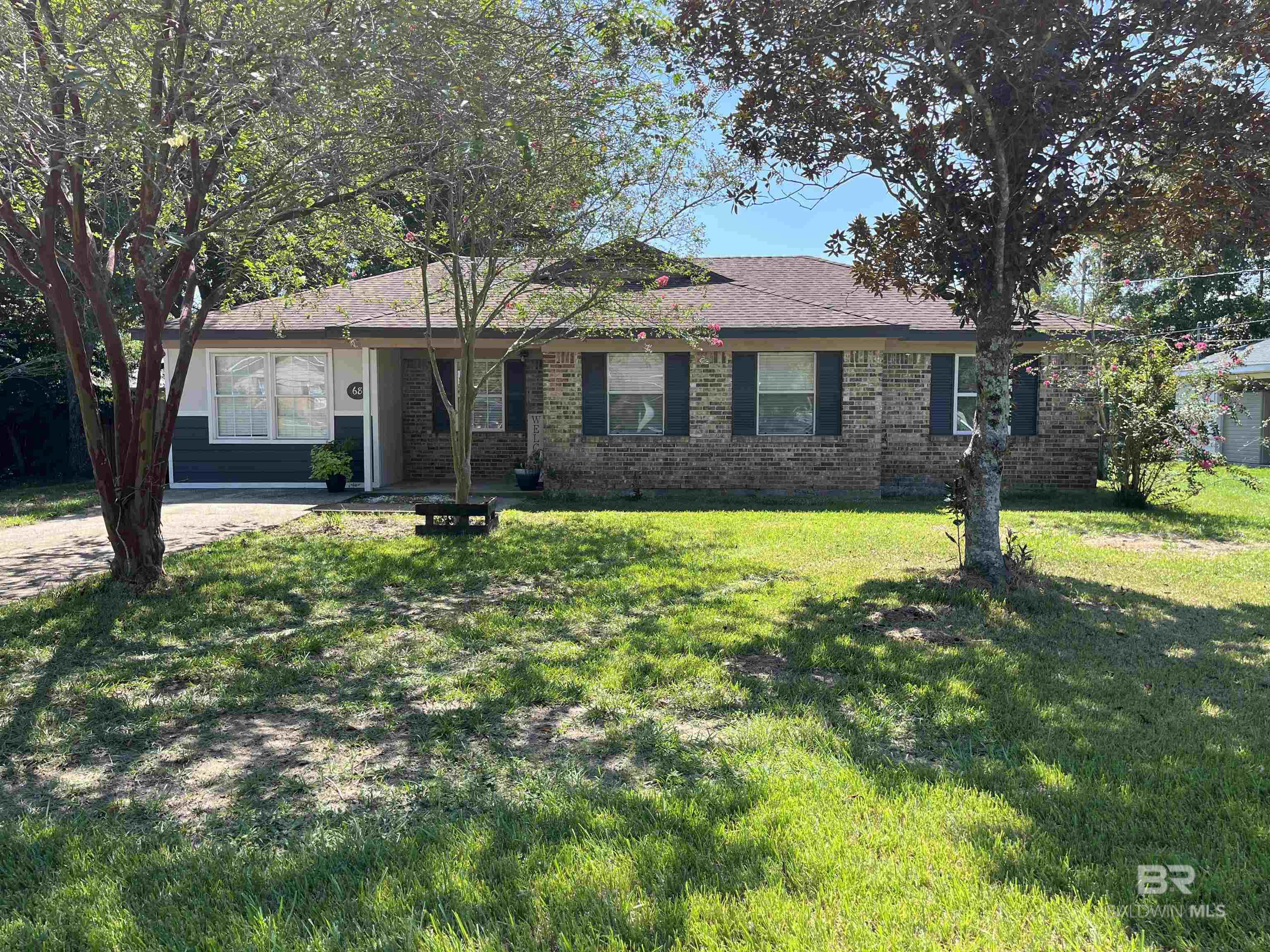 68 Grimes Ln, Loxley, AL 