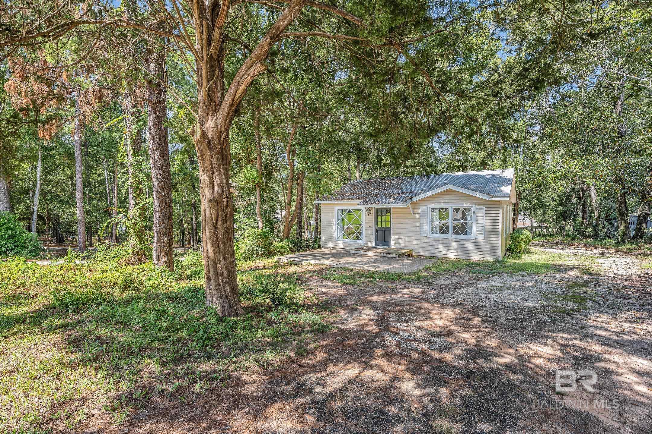 Homes for sale in Fairhope, AL | 517 Grand Avenue, Fairhope, AL 36532 | MLS# 368865