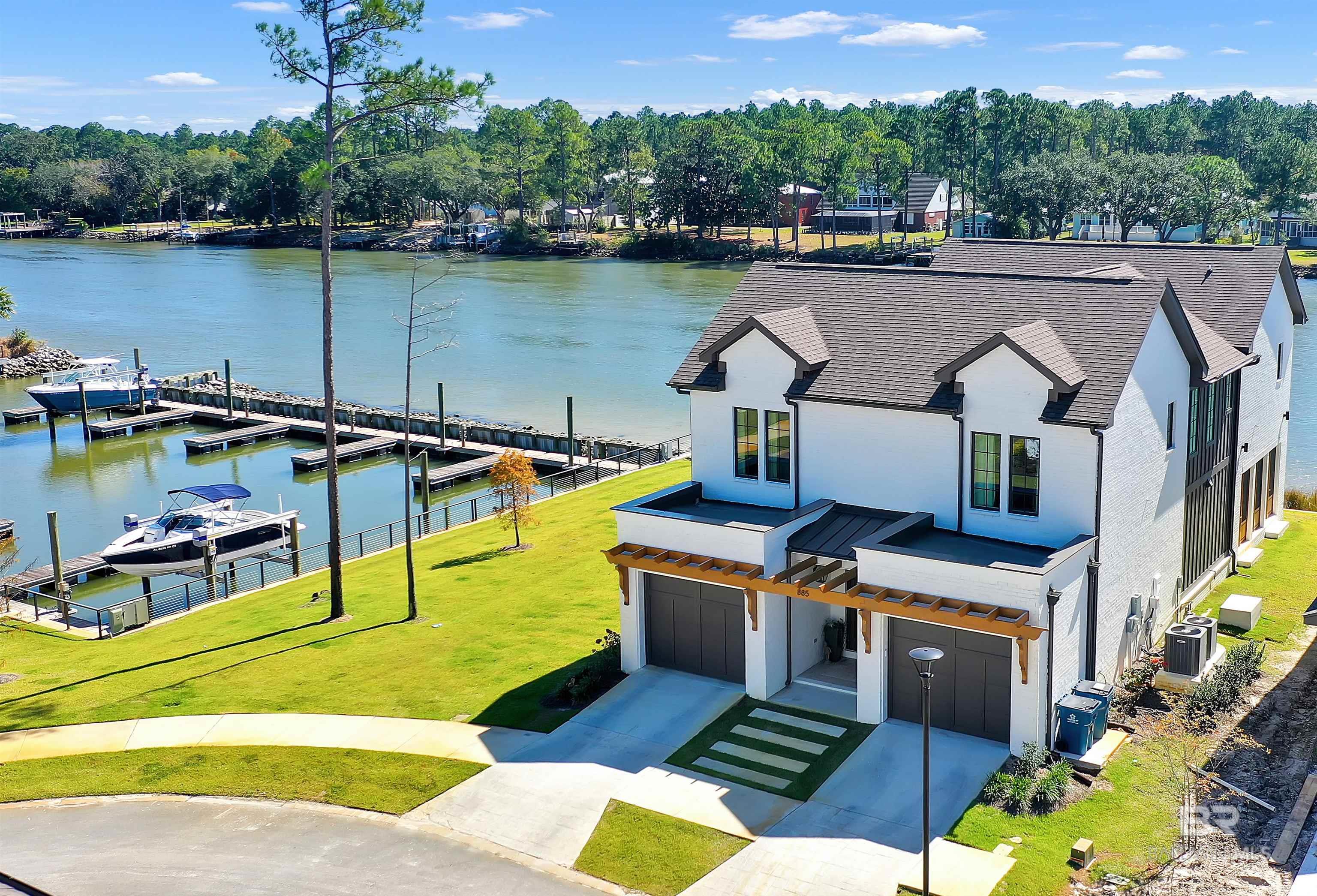 Listing Photo 369658