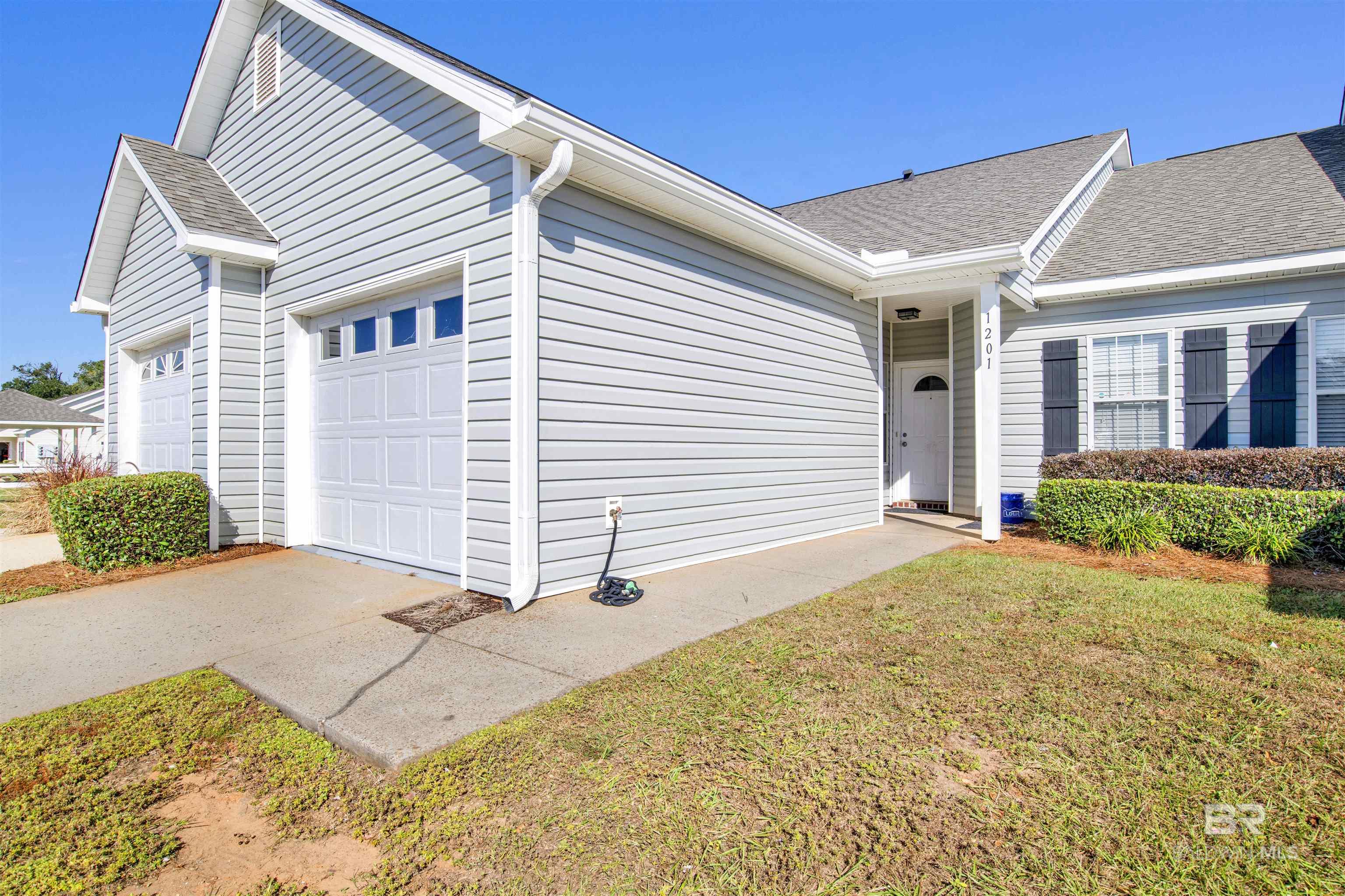 Listing Photo 369798