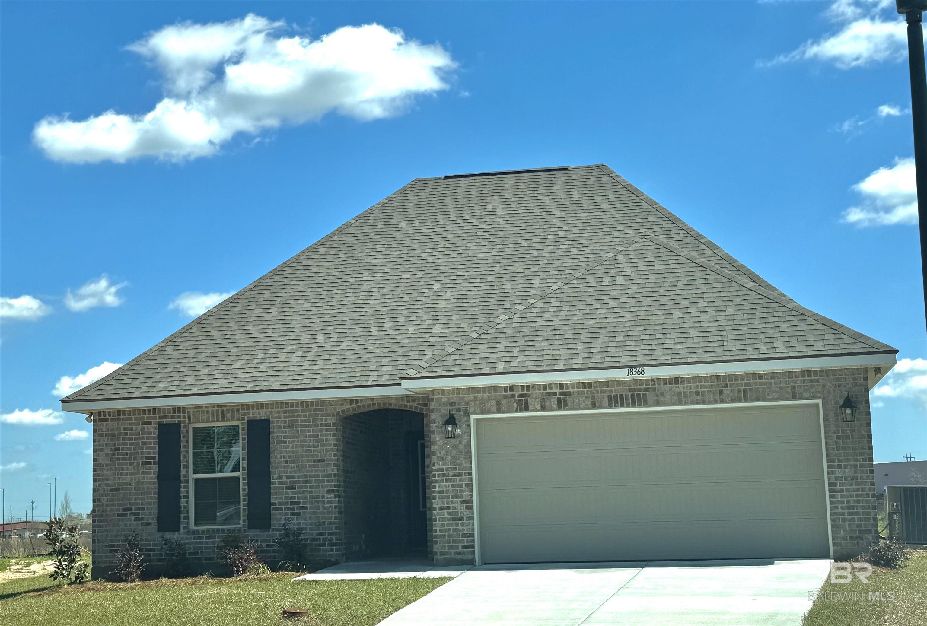 Listing Photo 370086