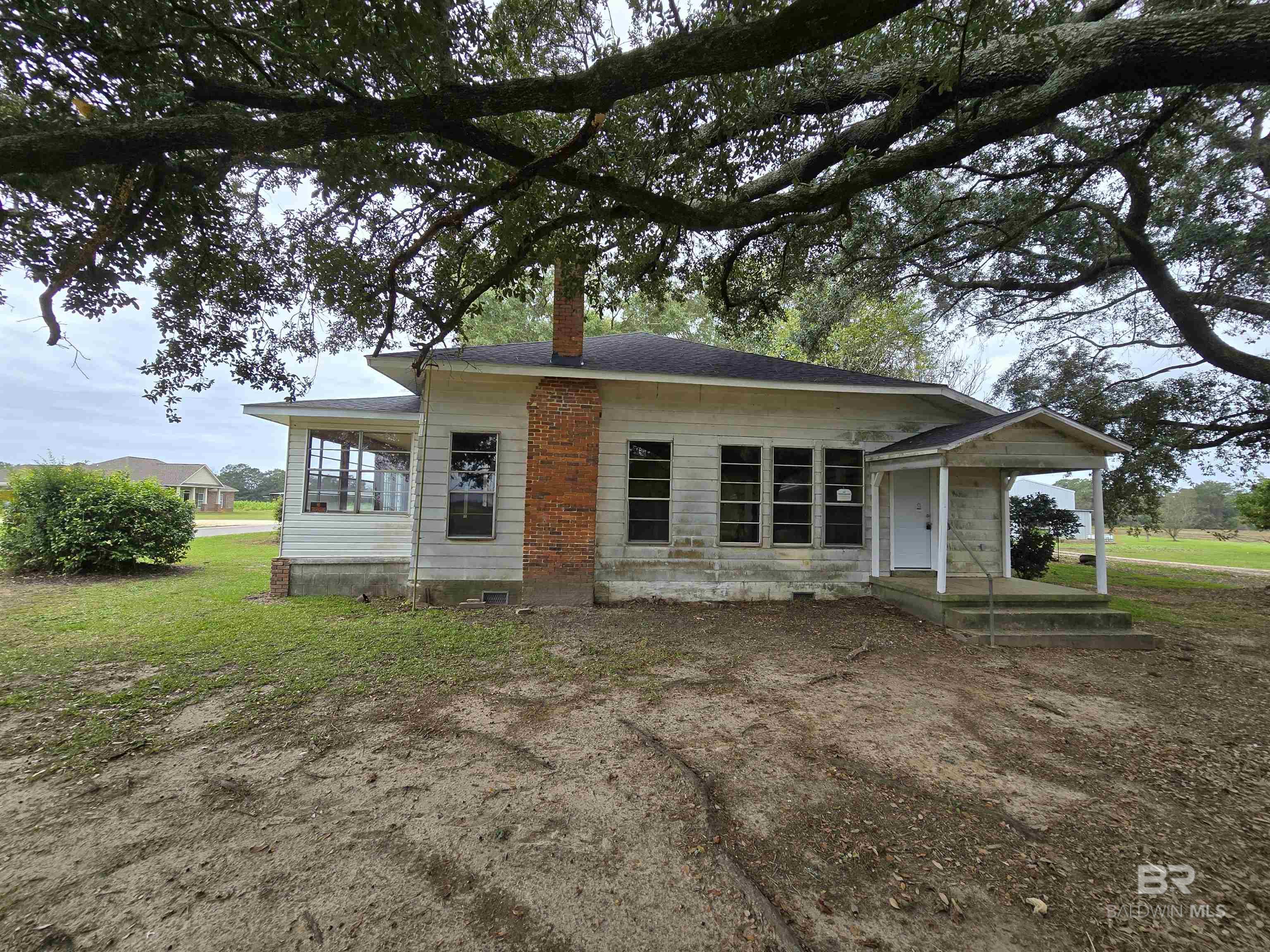 Listing Photo 371170