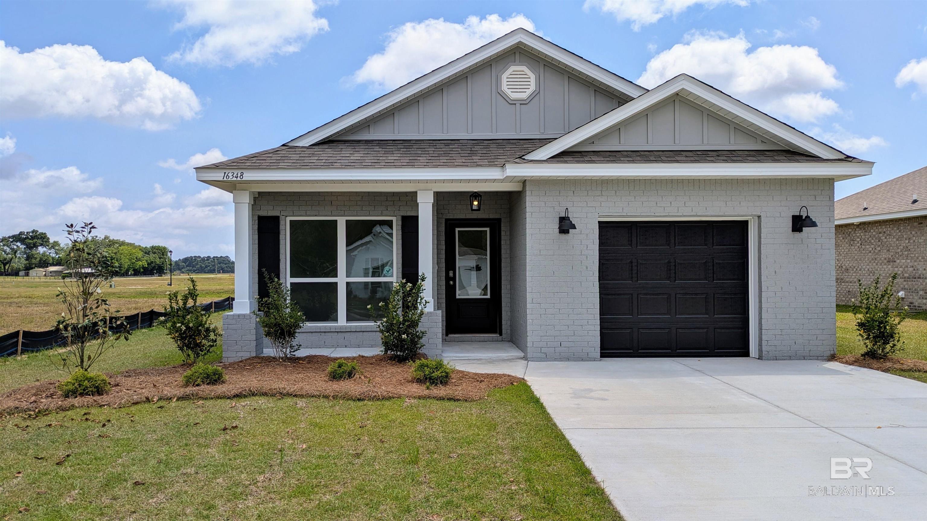 Listing Photo 372183