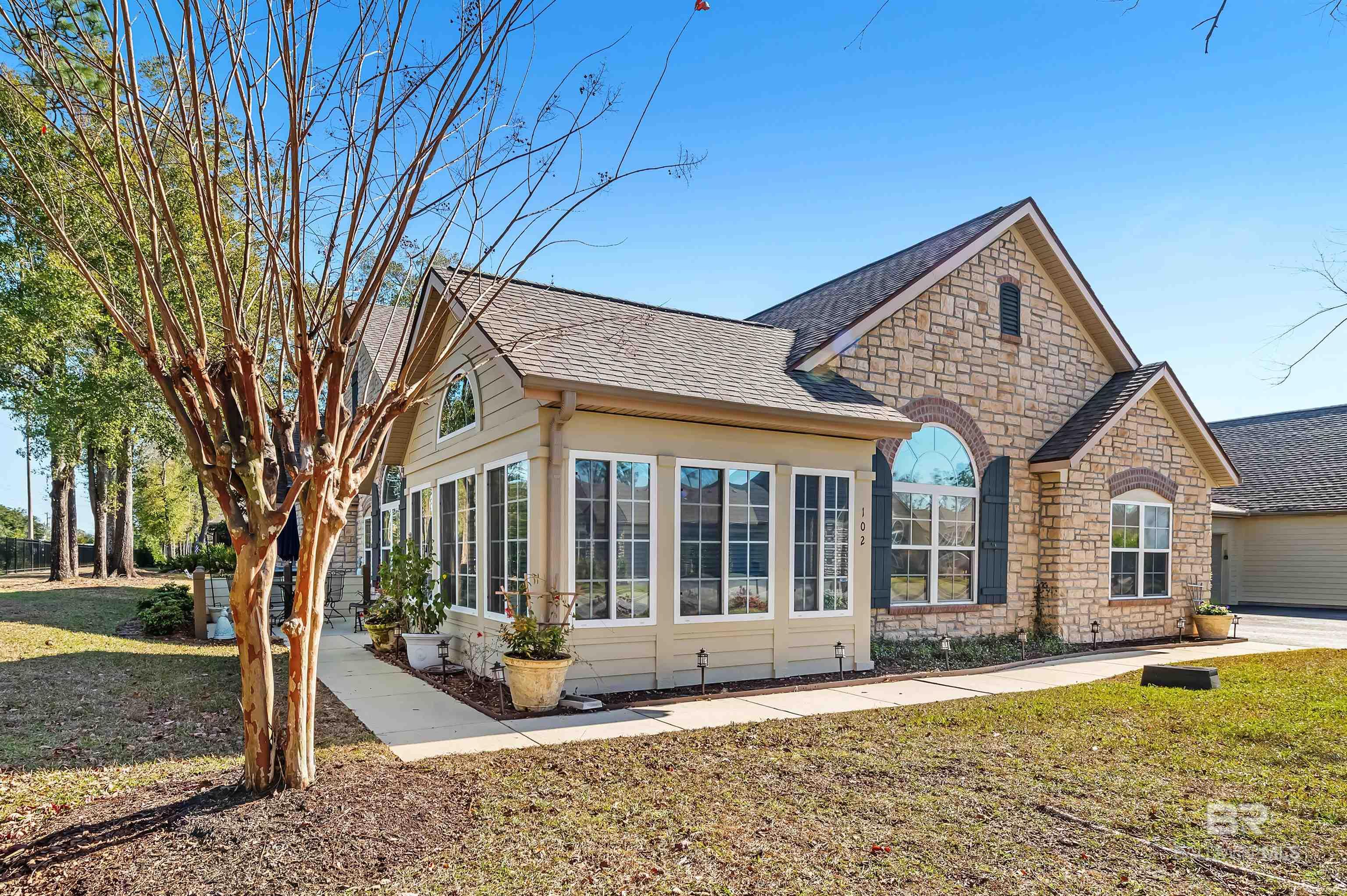 Homes for sale in Foley, AL | 102 Holmes Avenue #102, Foley, AL 36535 | MLS# 372341