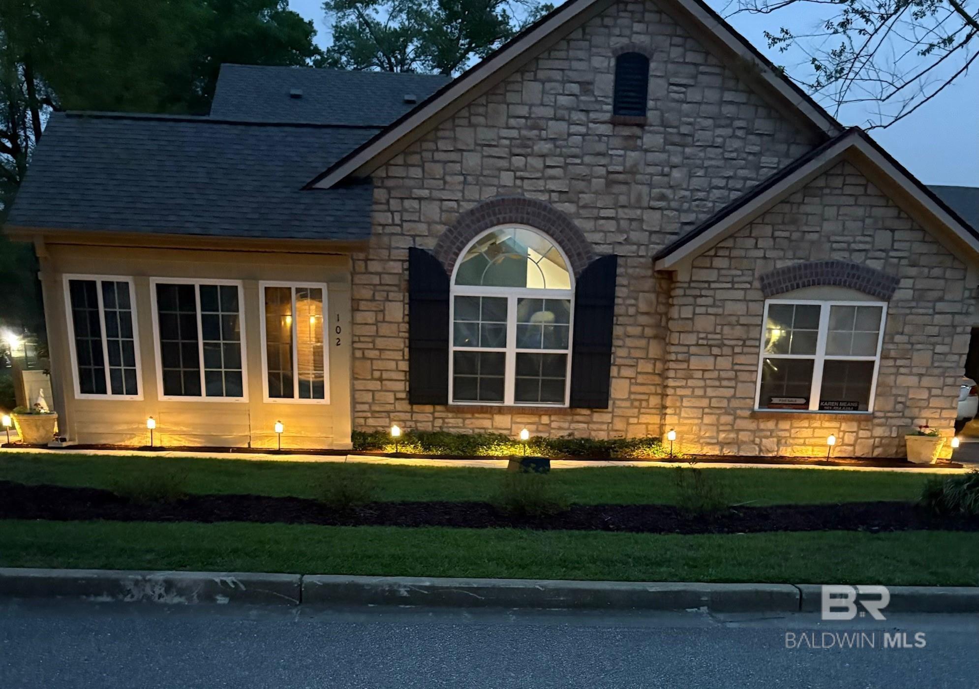 Homes for sale in Foley, AL | 102 Holmes Avenue #102, Foley, AL 36535 | MLS# 372341