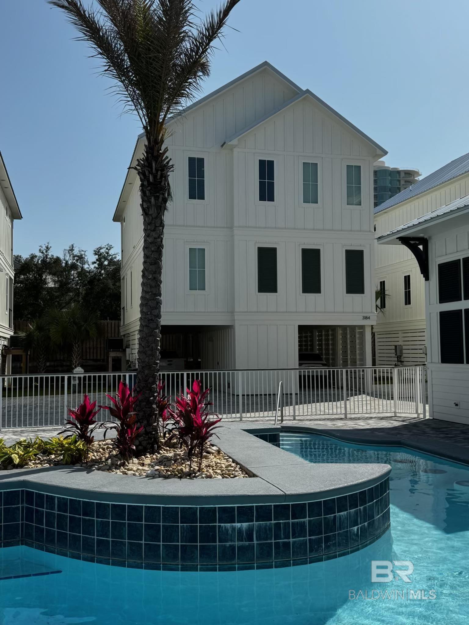Listing Photo 372470