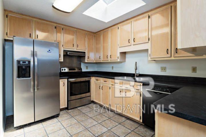 Homes for sale in Mobile, AL | 12 Stonebridge Court, Mobile, AL 36608 | MLS# 372997