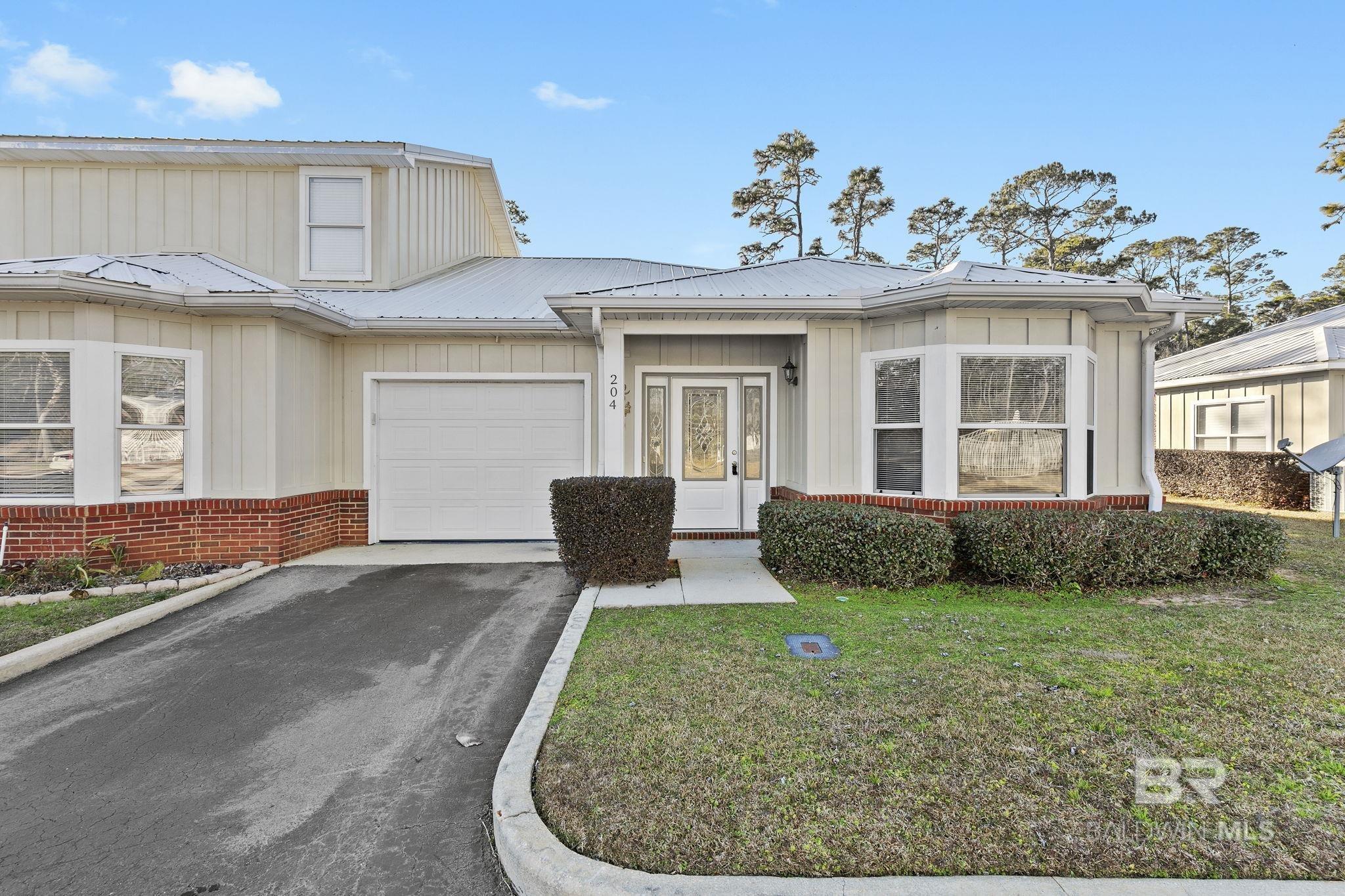 Listing Photo 373062