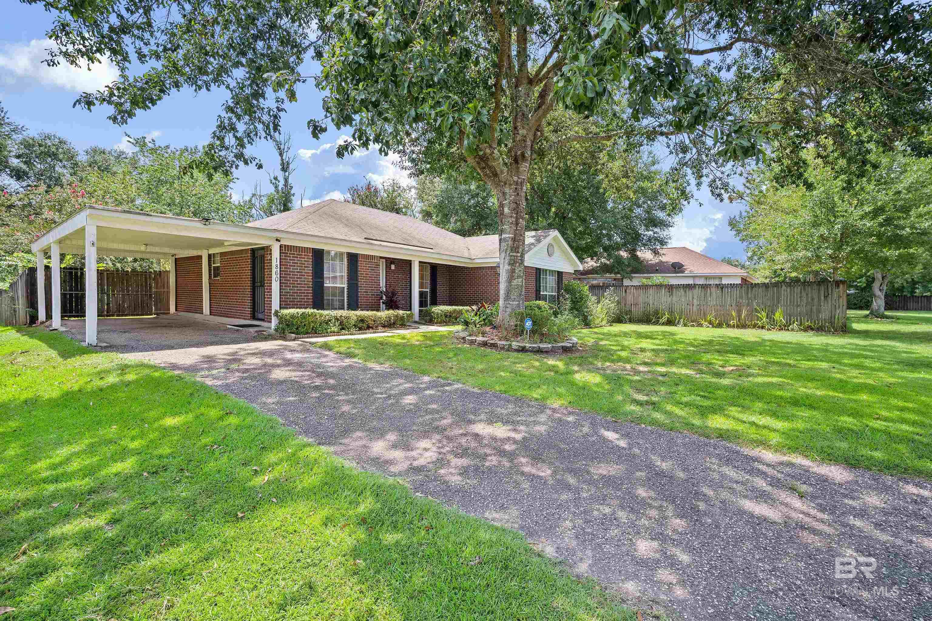 Listing Photo 373092