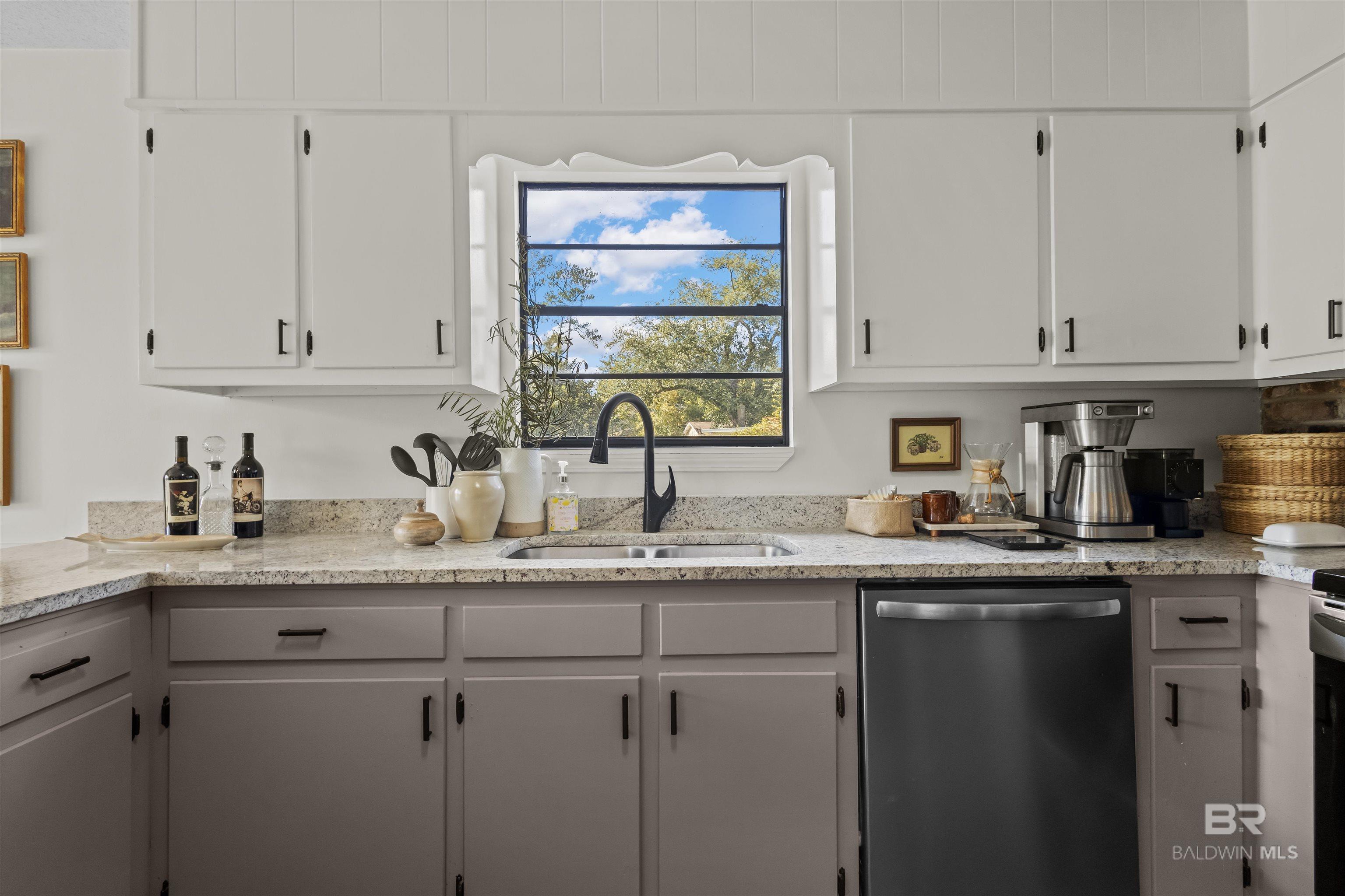 Homes for sale in Foley, AL | 7268 E Riverwood Dr East, Foley, AL 36535 | MLS# 375406