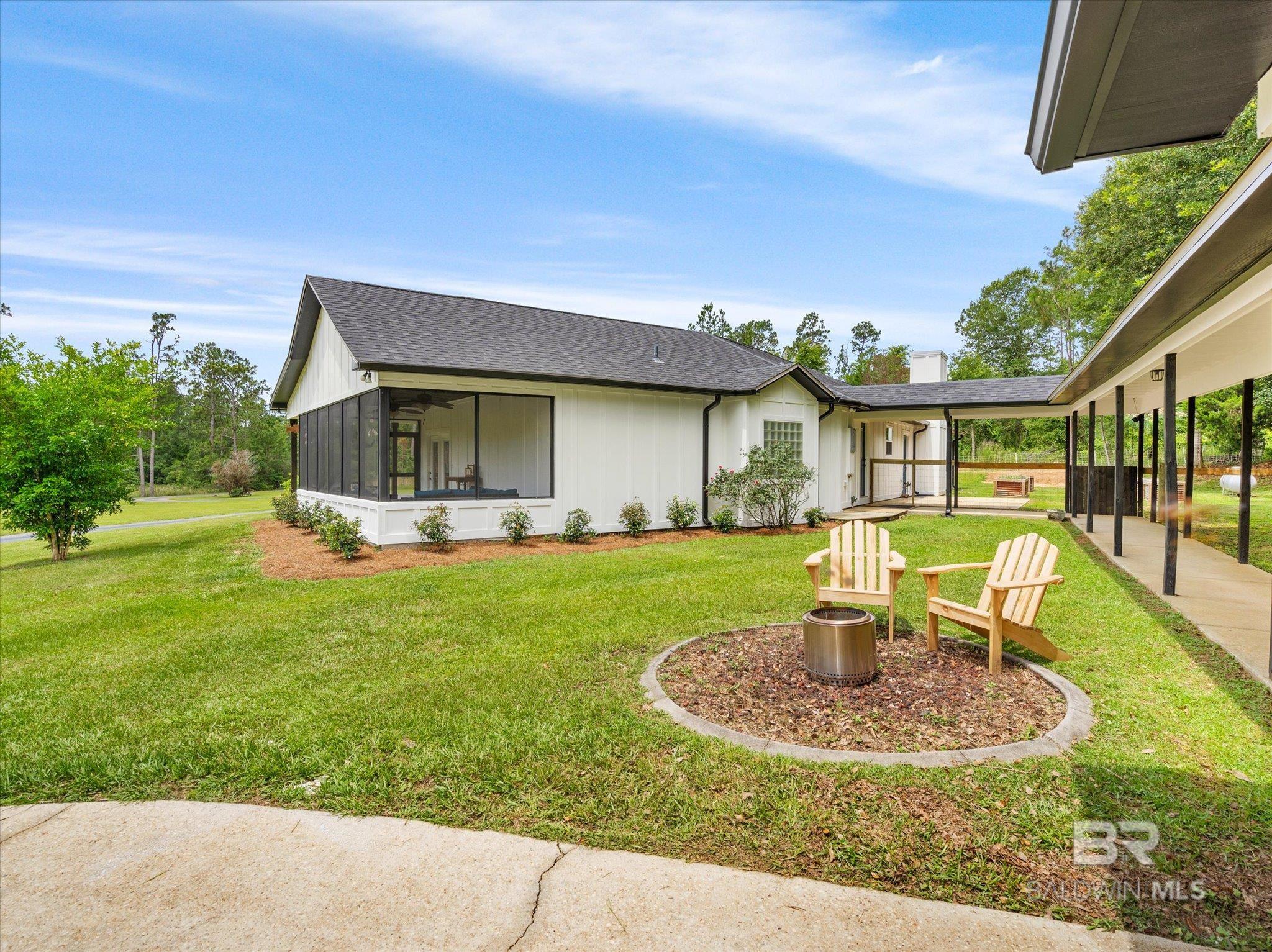 Homes for sale in Robertsdale, AL | 20800 County Road 87, Robertsdale, AL 36567 | MLS# 375553