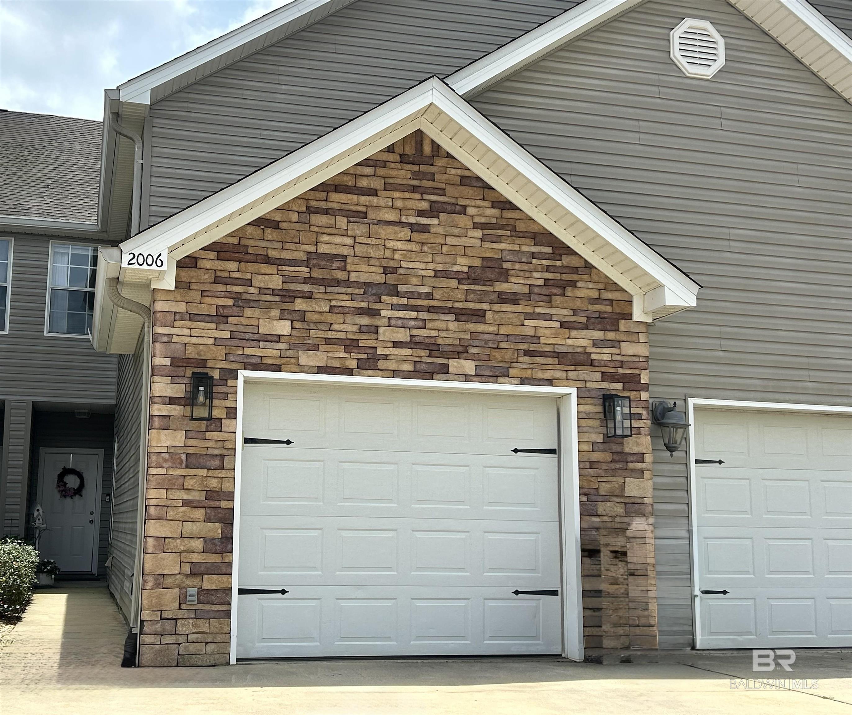 Listing Photo 375854