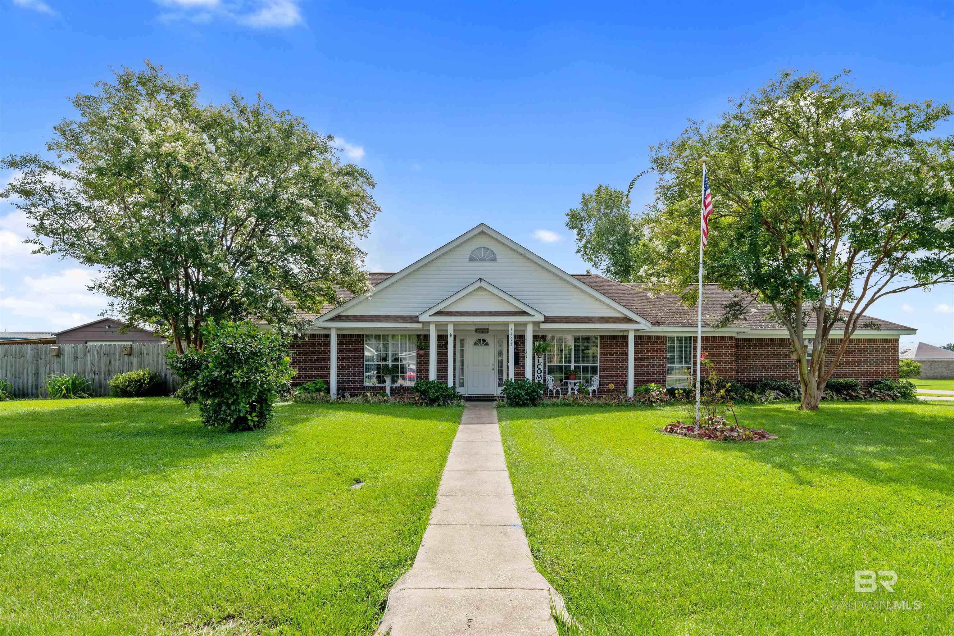 Listing Photo 376071
