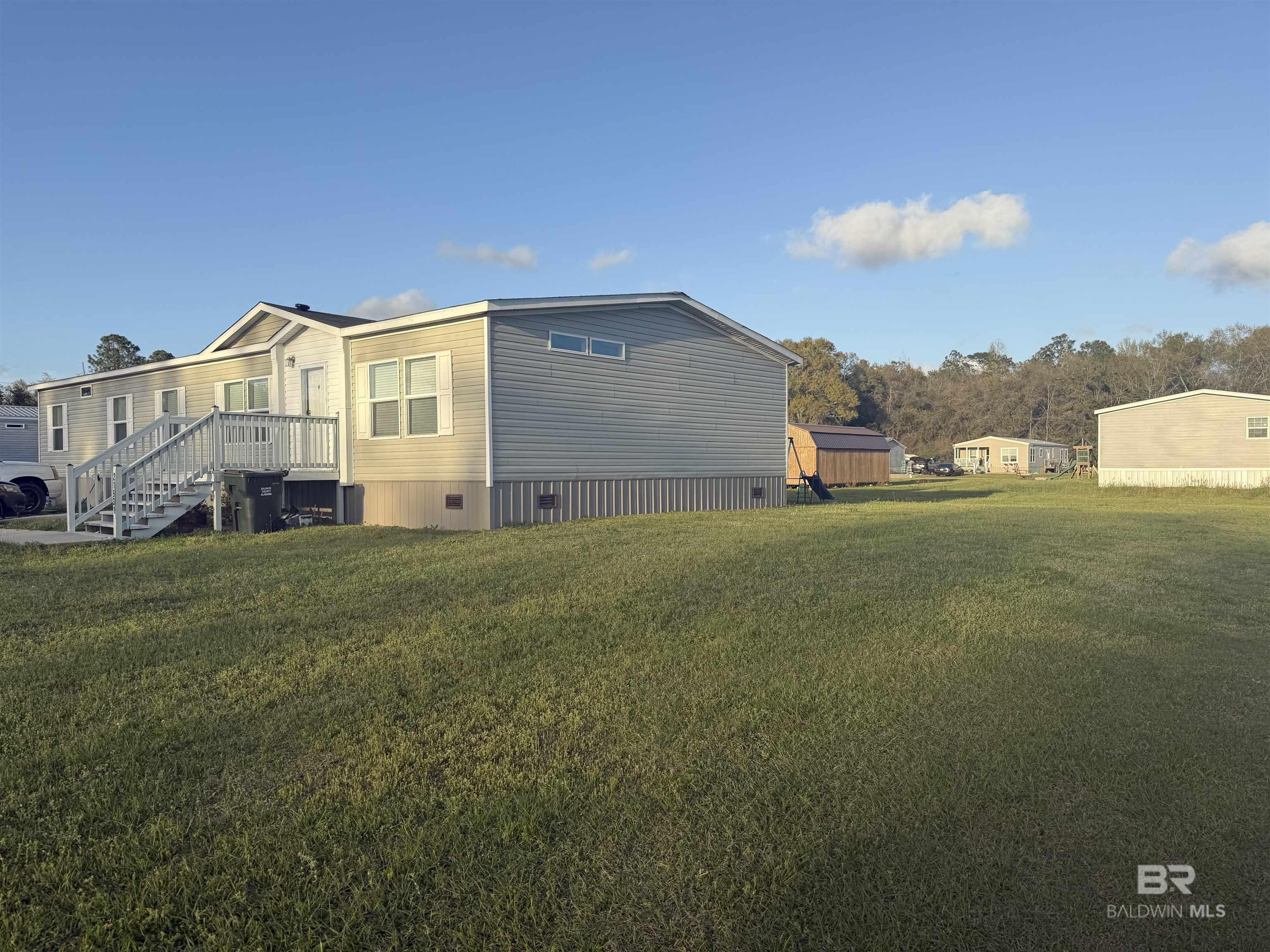 Listing Photo 376363