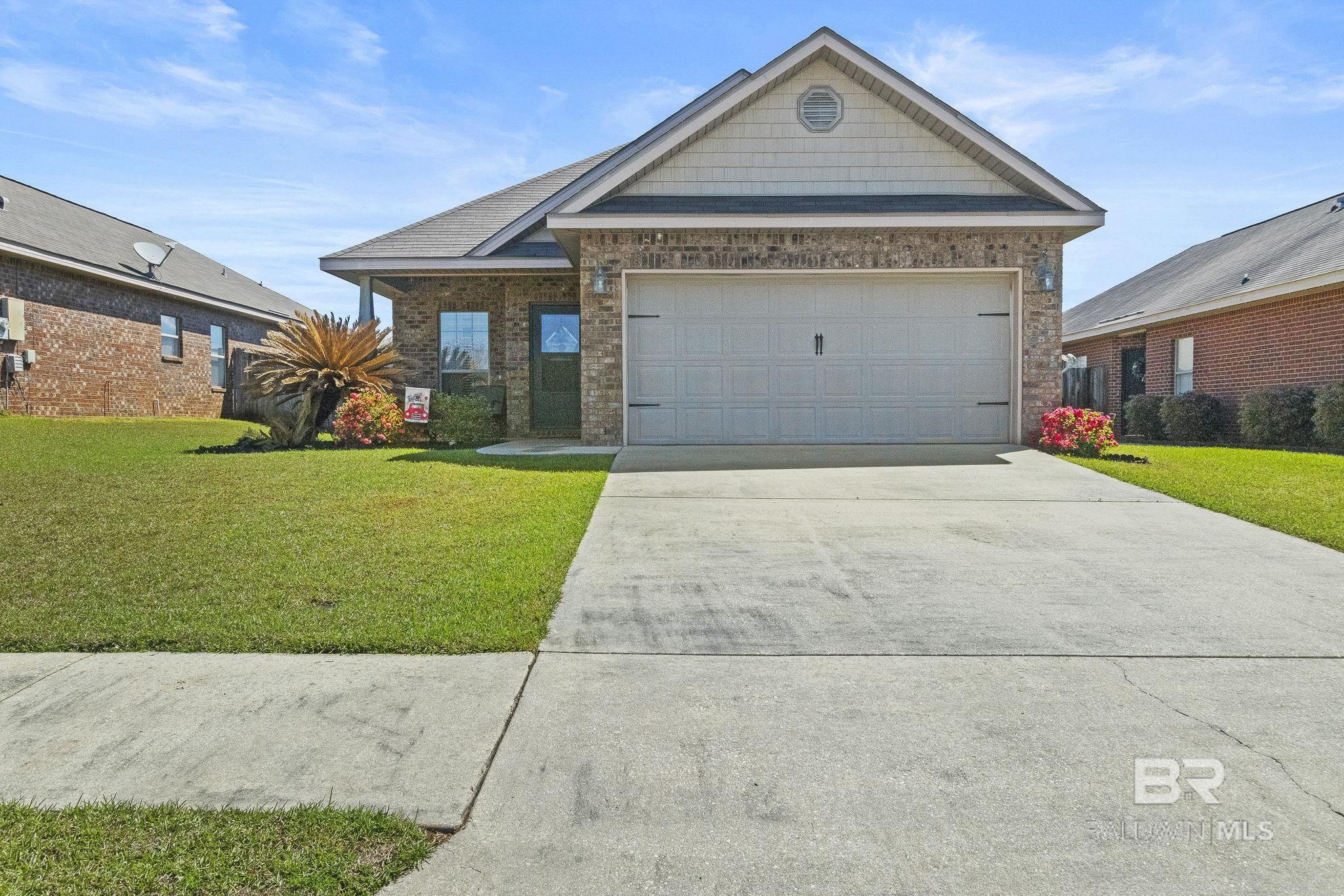 Listing Photo 376440