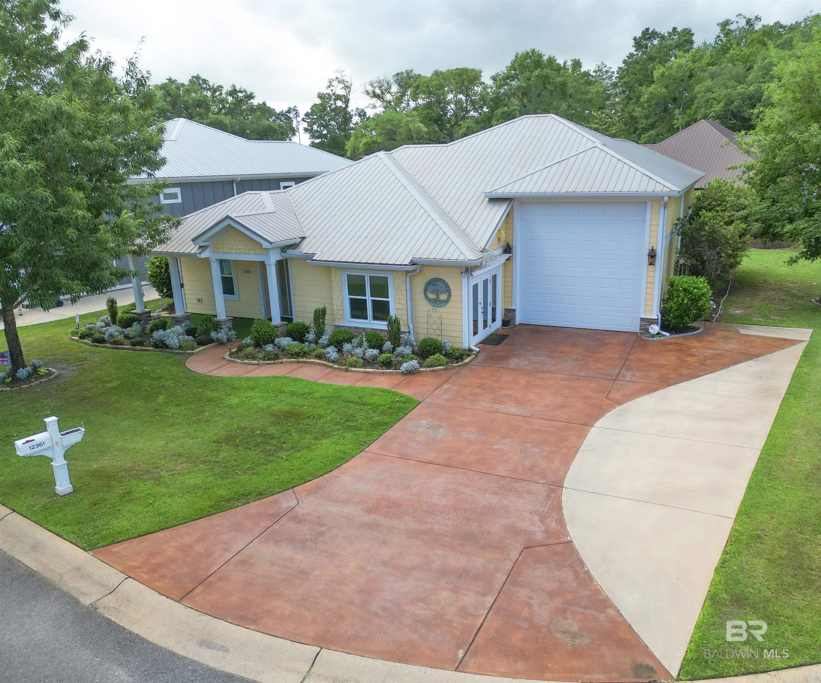 Listing Photo 376740
