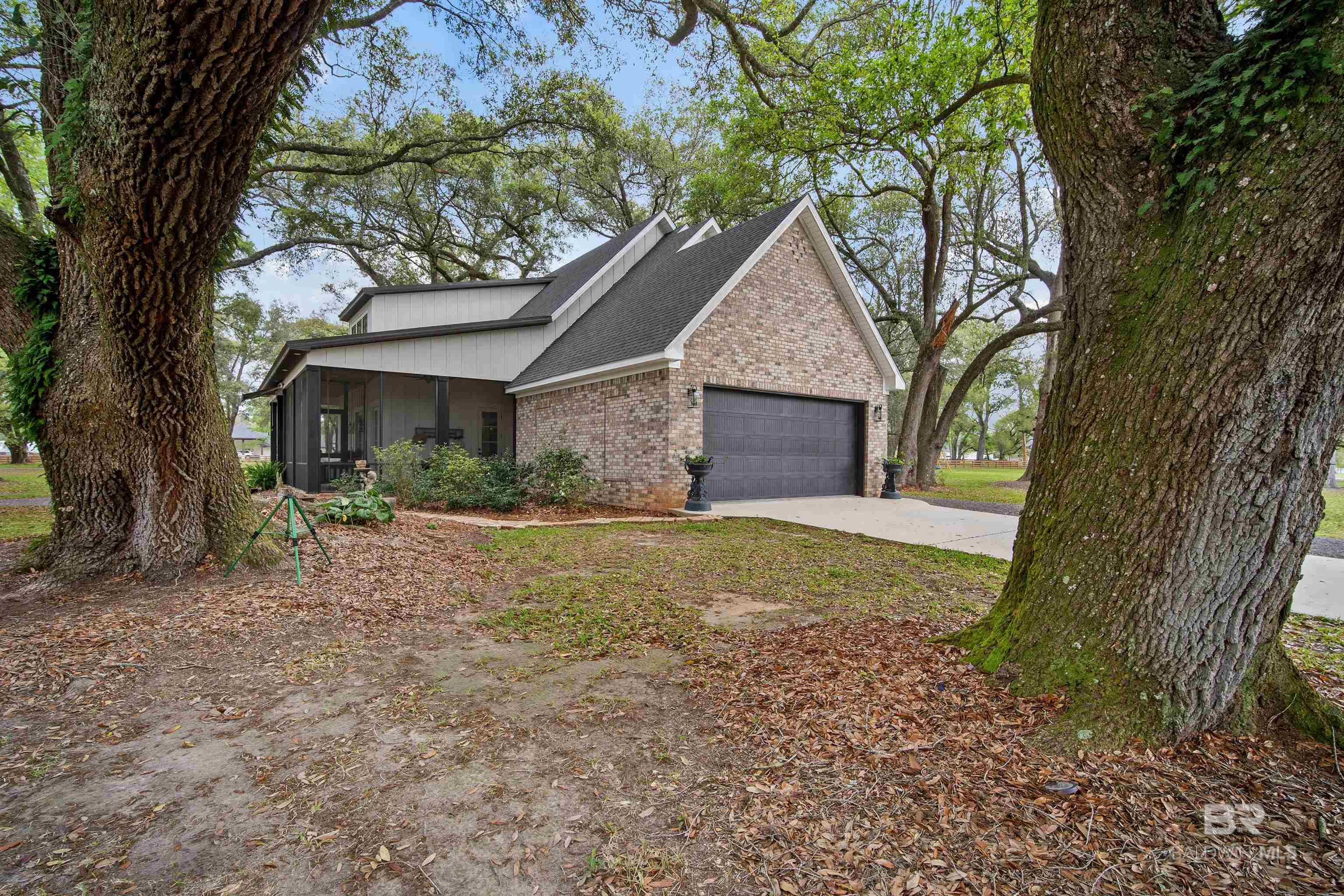Listing Photo 376965