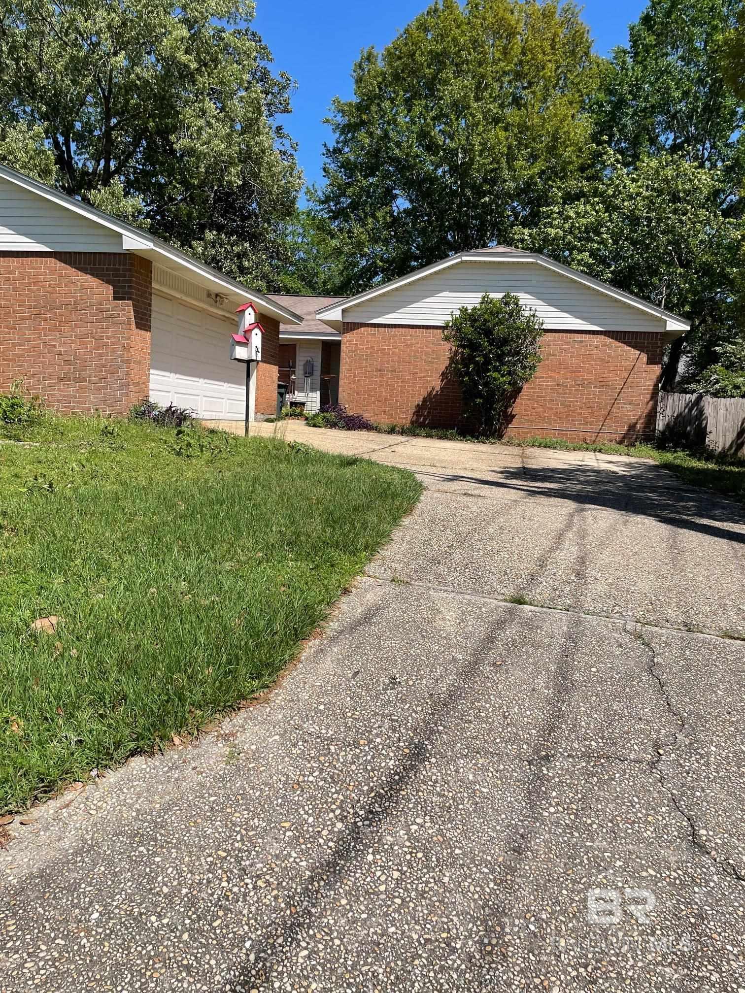 Listing Photo 377293