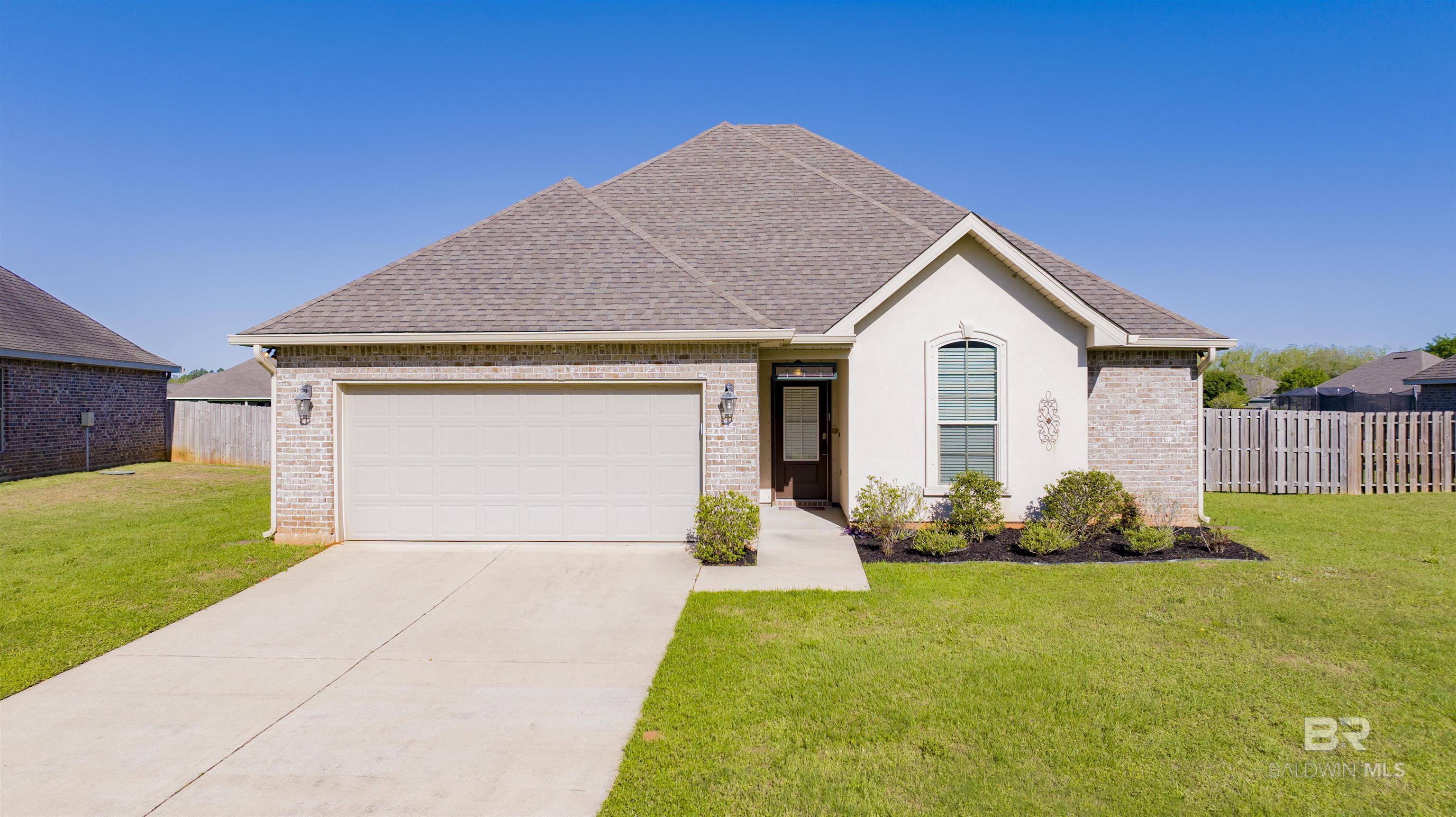 Listing Photo 377345