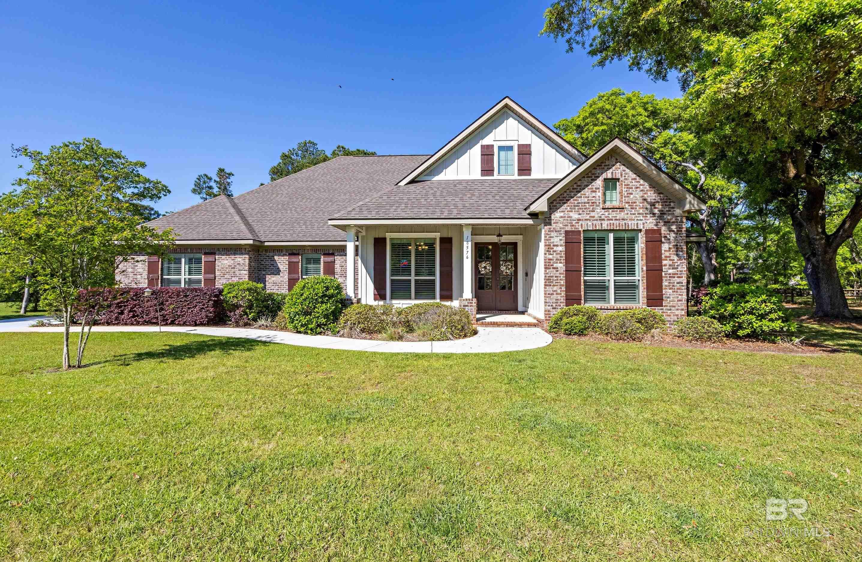 Listing Photo 377379