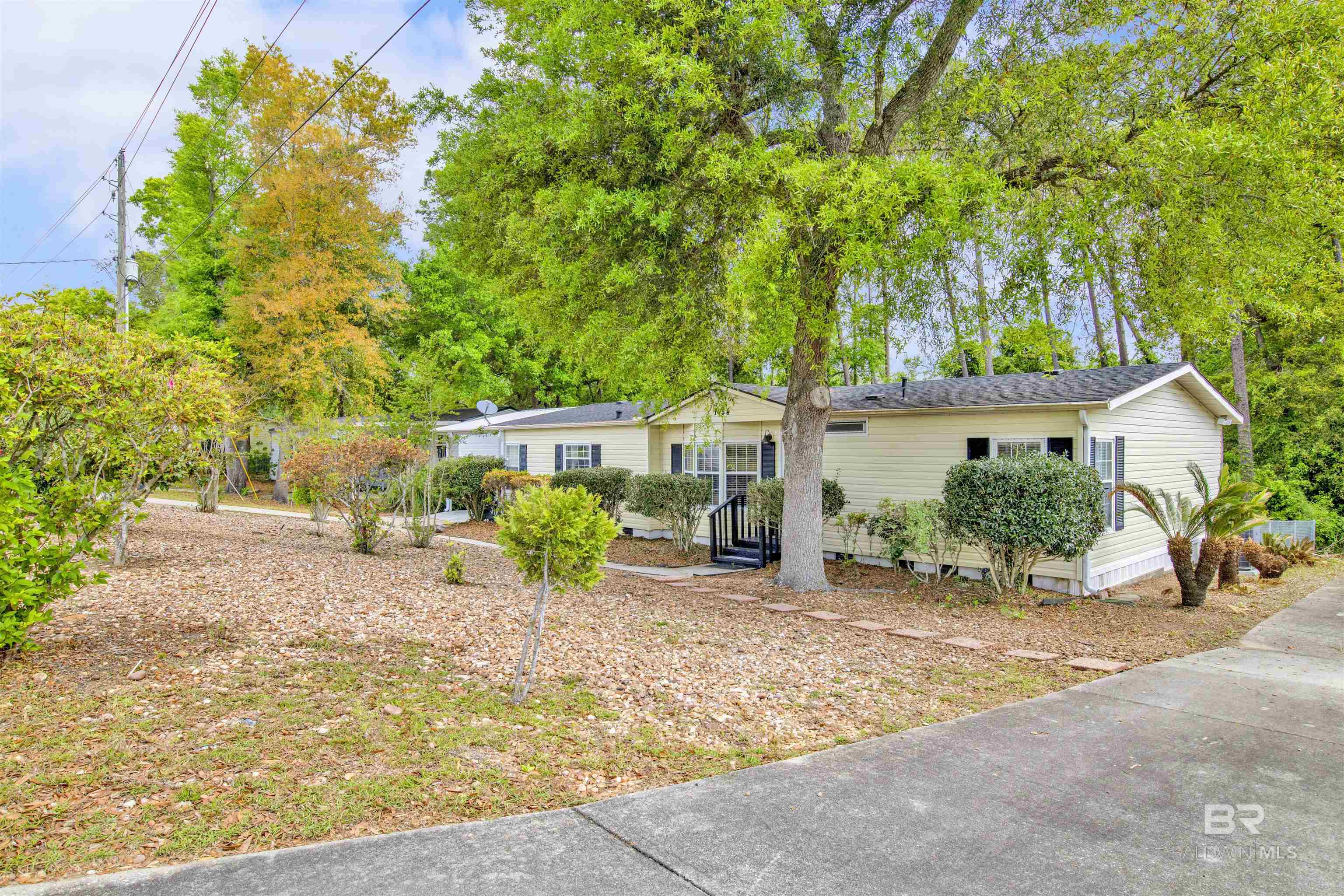 Listing Photo 377684