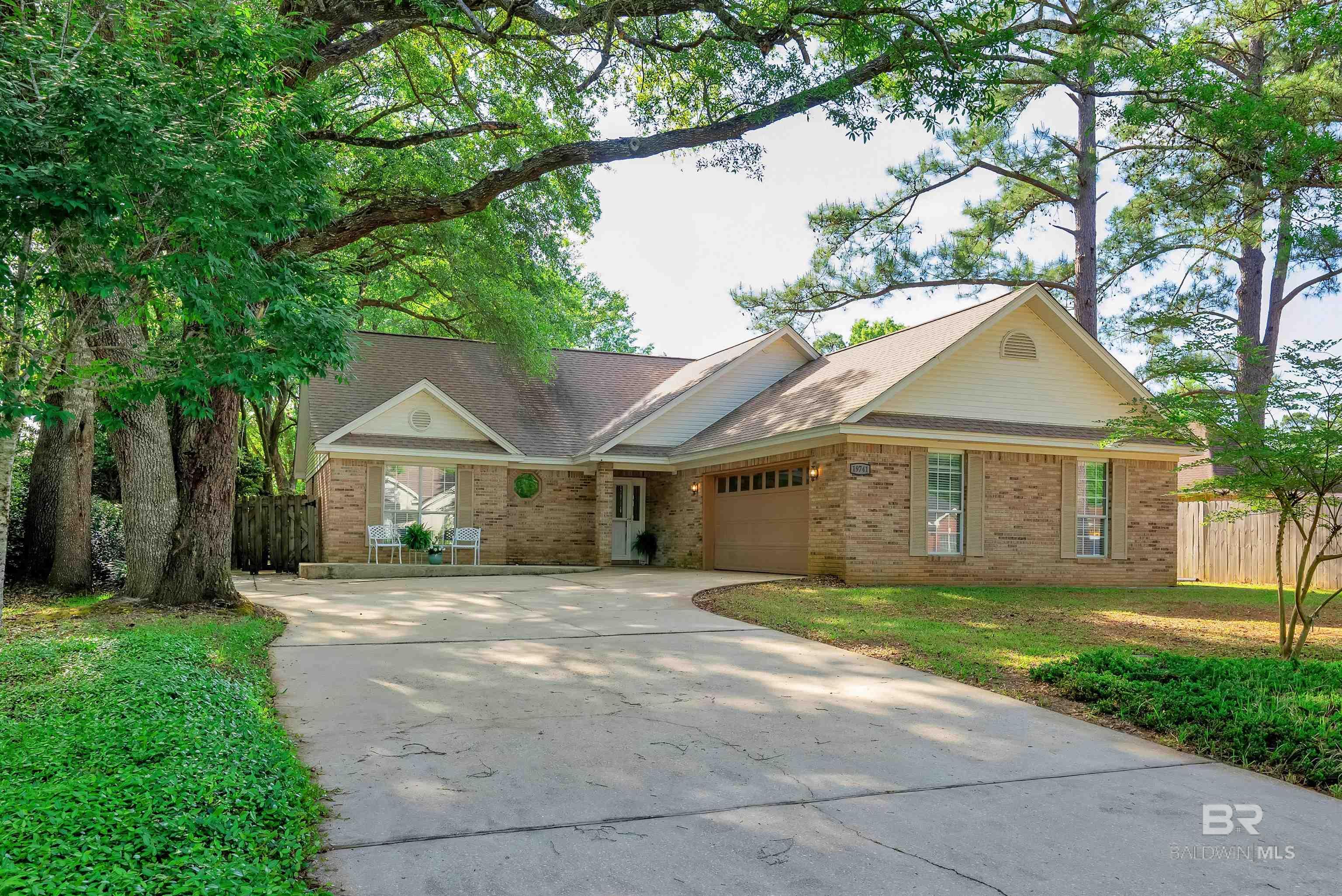 Listing Photo 377705