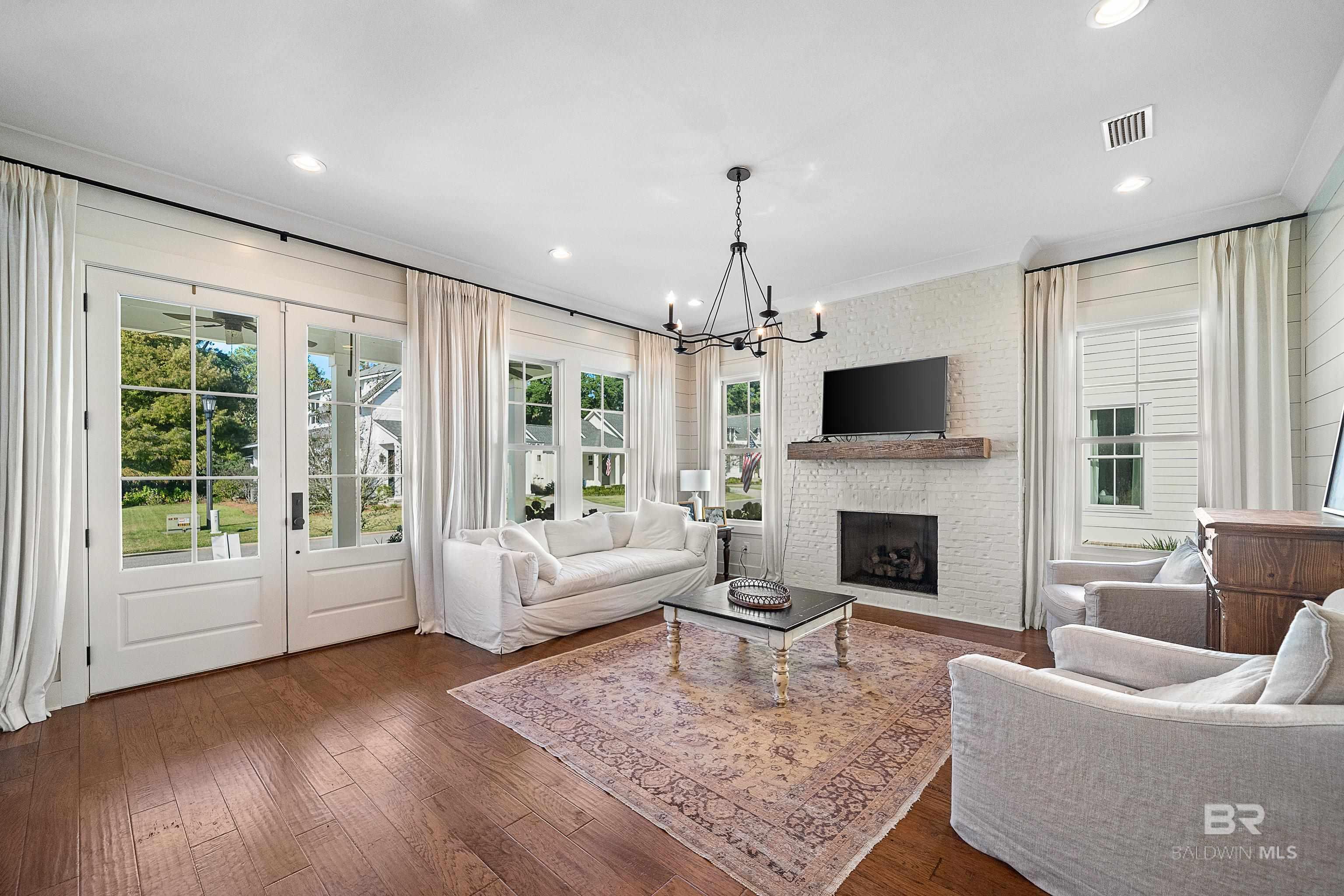 Homes for sale in Fairhope, AL | 708 Boundary Dr, Fairhope, AL 36532 | MLS# 378013