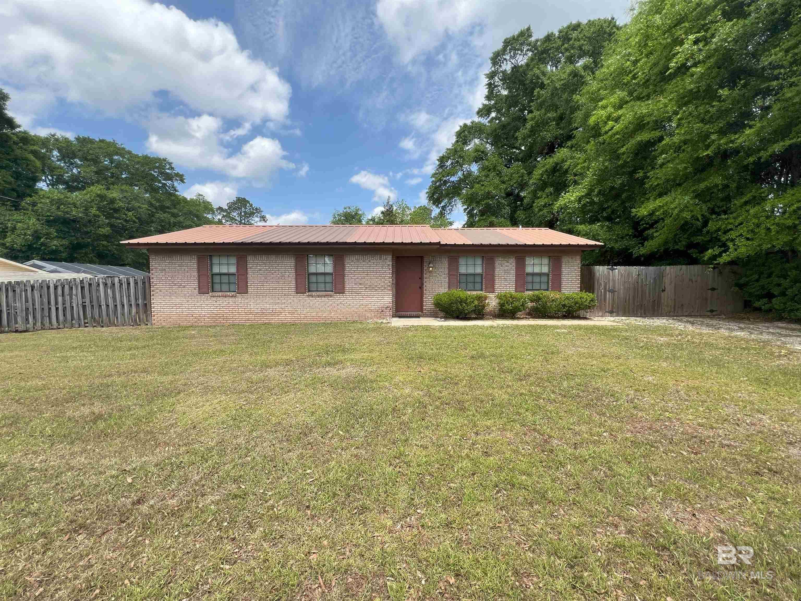 Listing Photo 378164
