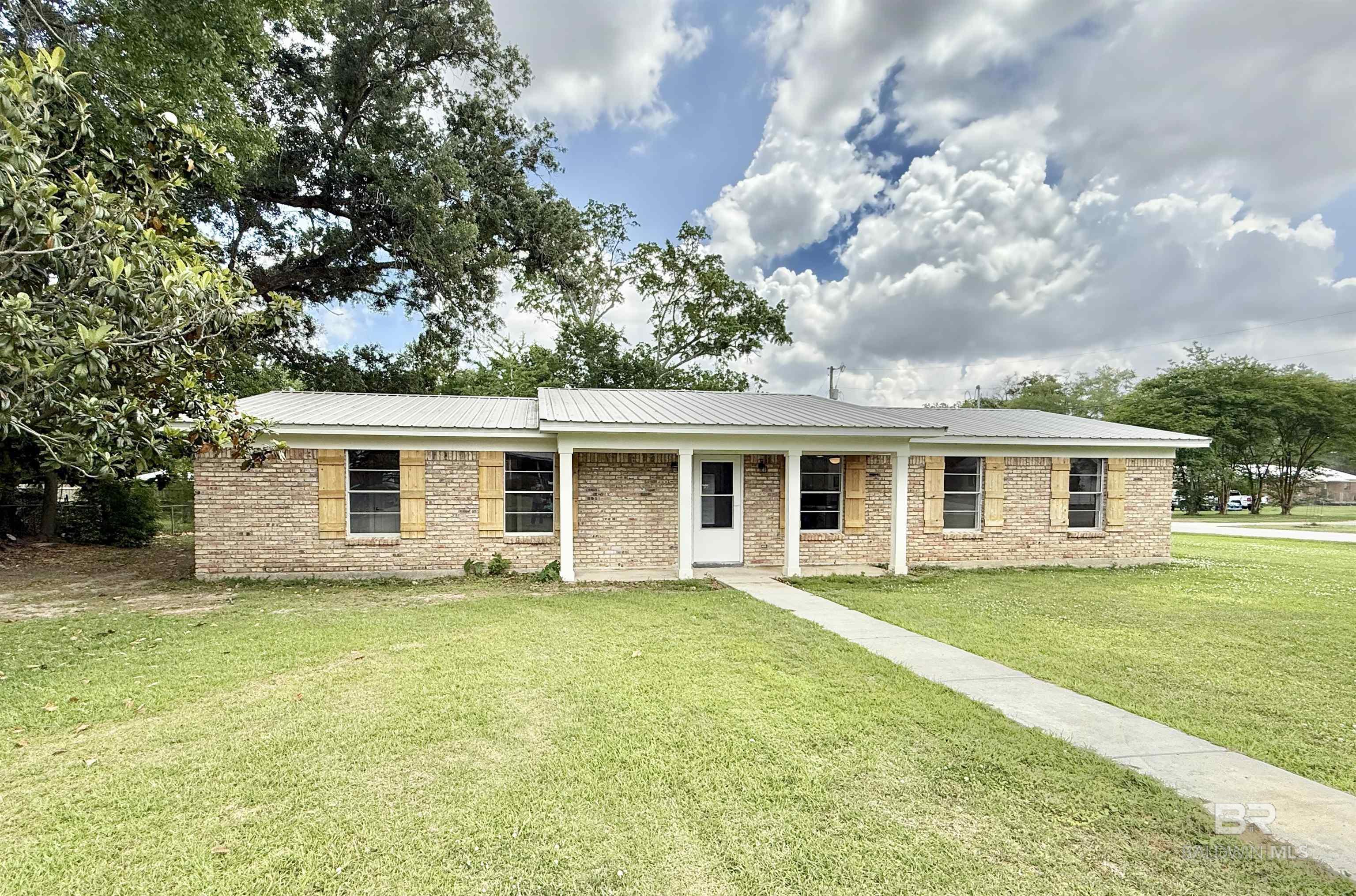 Listing Photo 378185