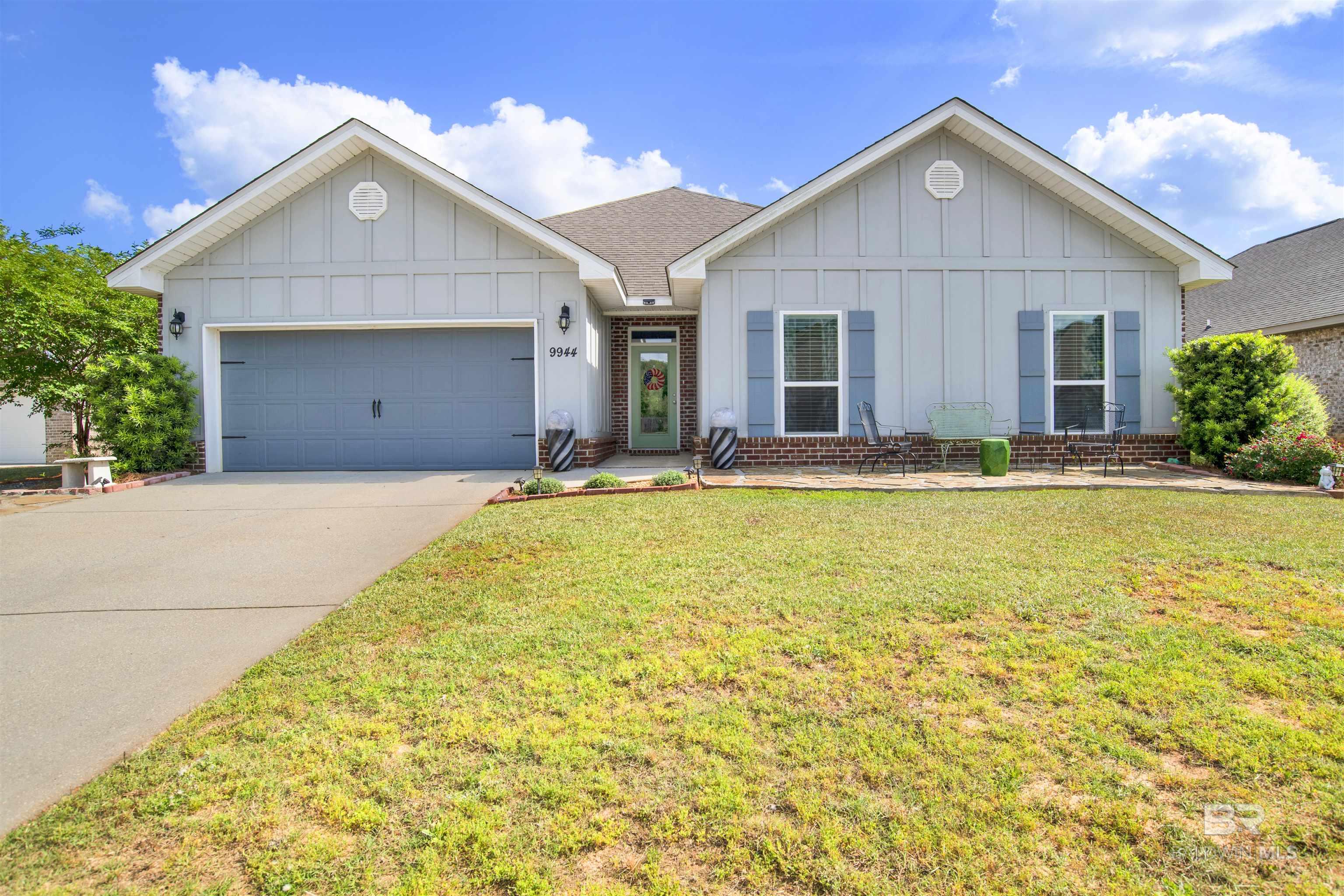 Listing Photo 378358
