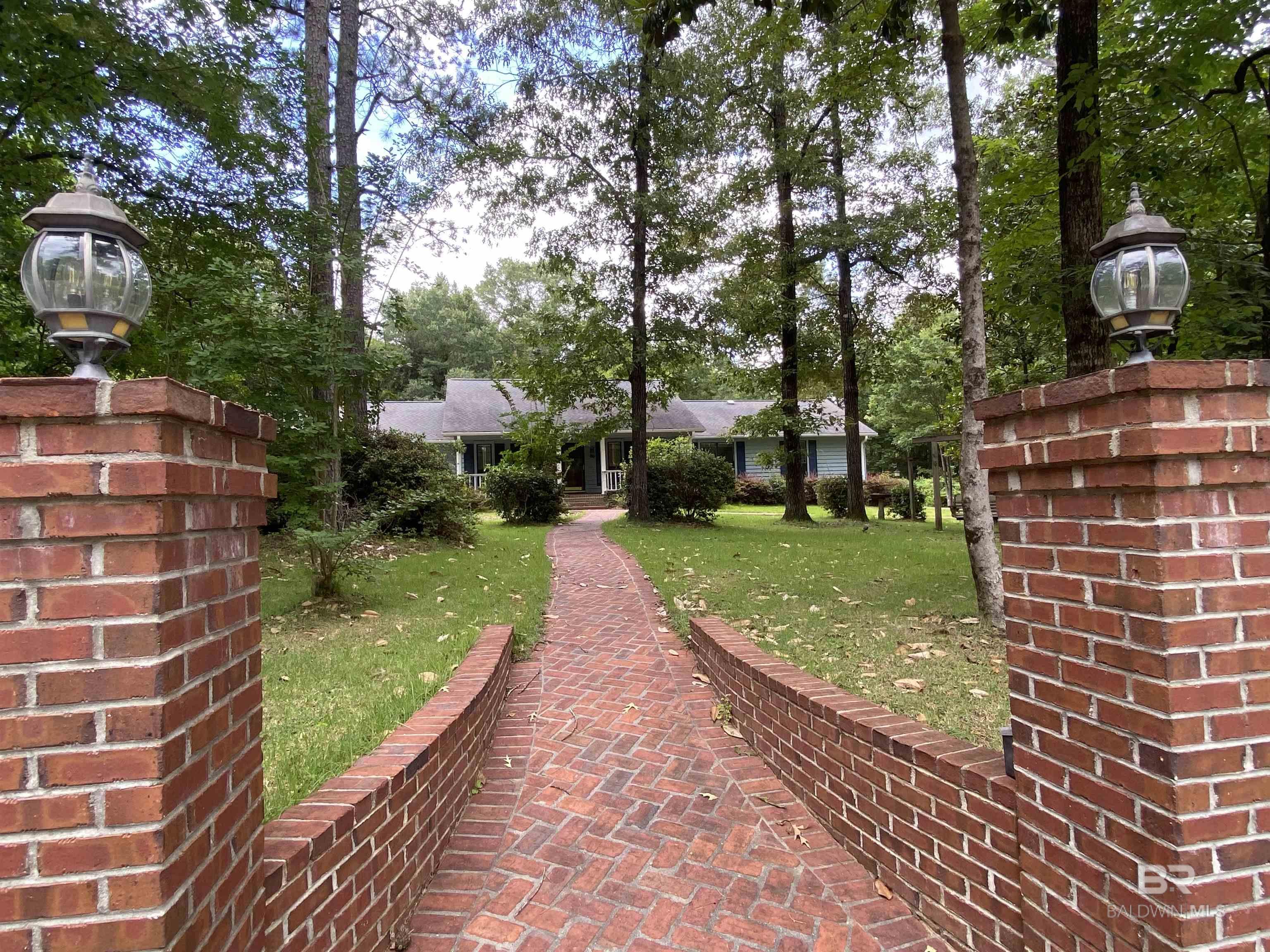 160 Mockingbird Lane