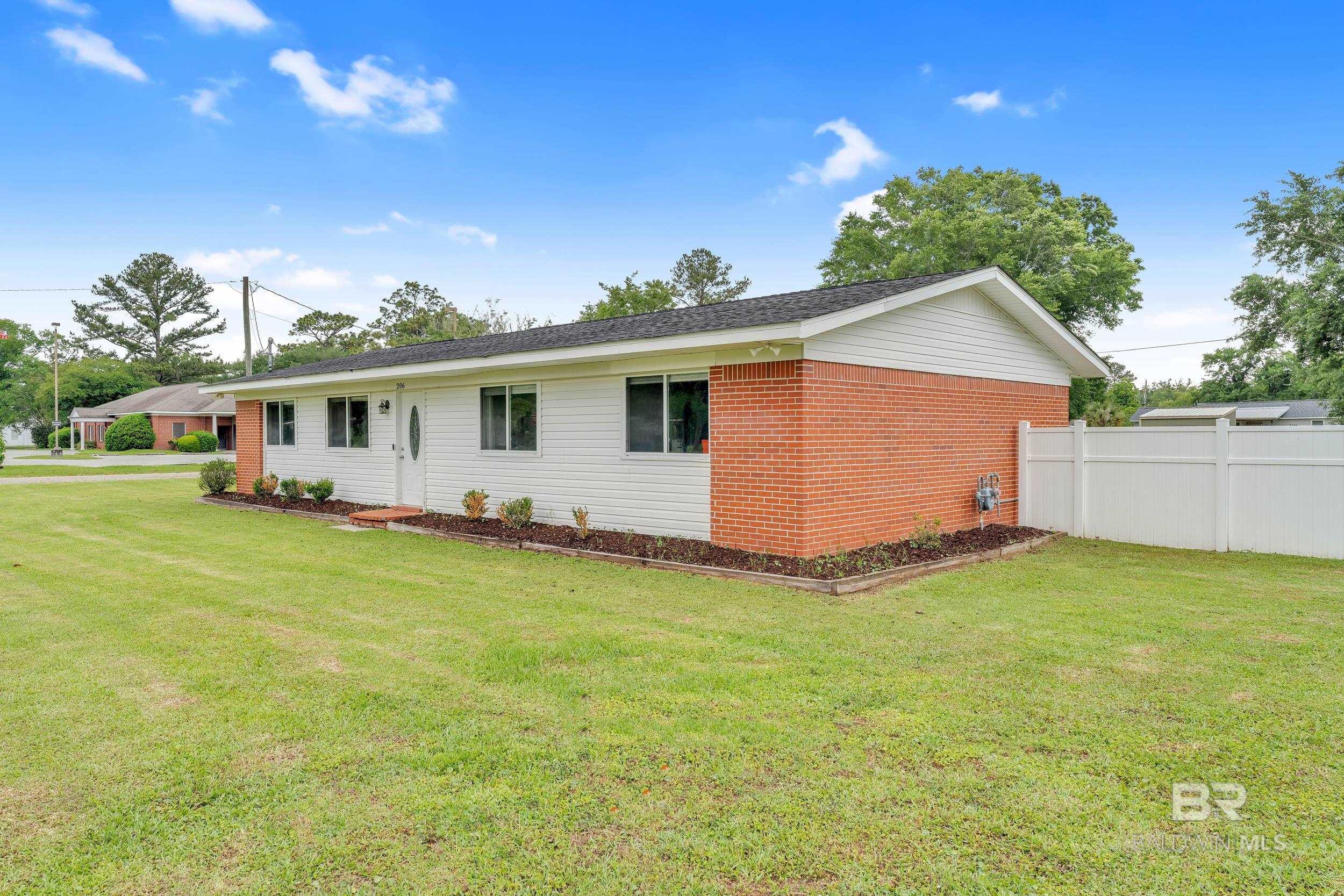 Homes for sale in Summerdale, AL | 206 W Jackson Street, Summerdale, AL 36580 | MLS# 378873