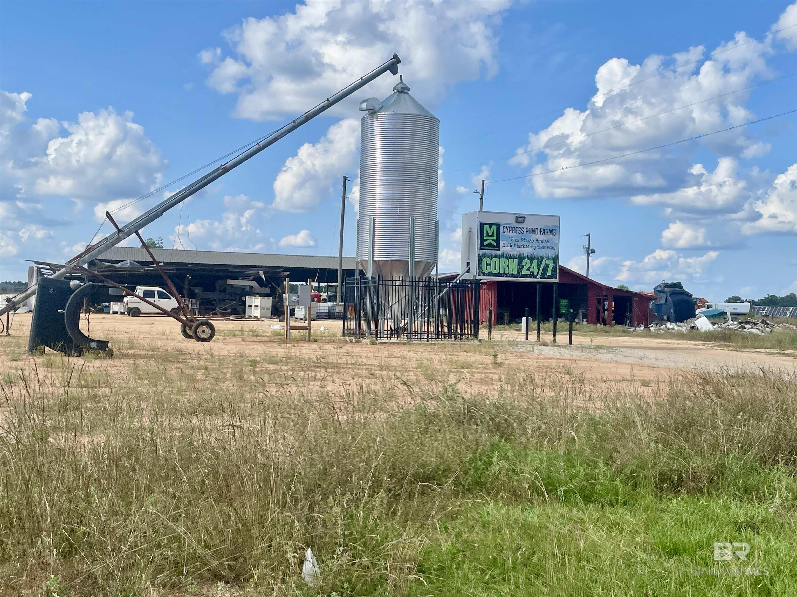 15761 Highway 31