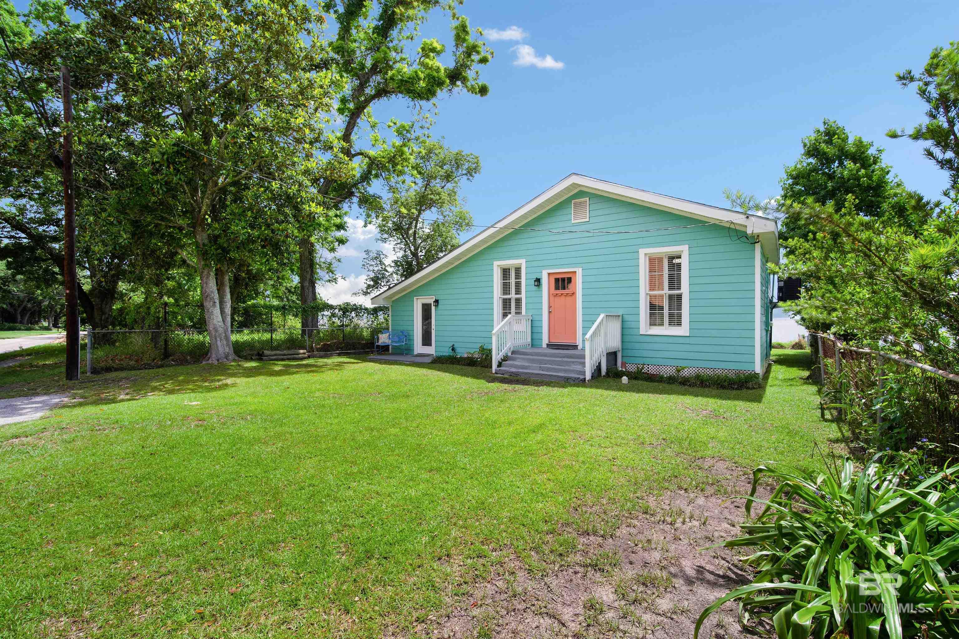 Homes for sale in Mobile, AL | 3905 Bay Front Road, Mobile, AL 36605 | MLS# 379111