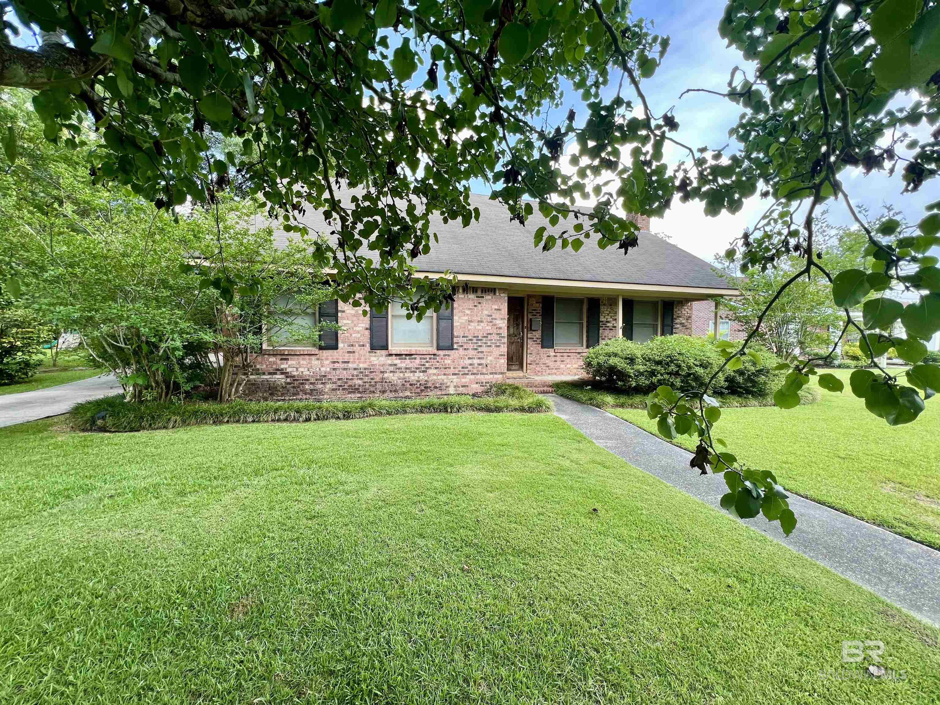 Listing Photo 379864