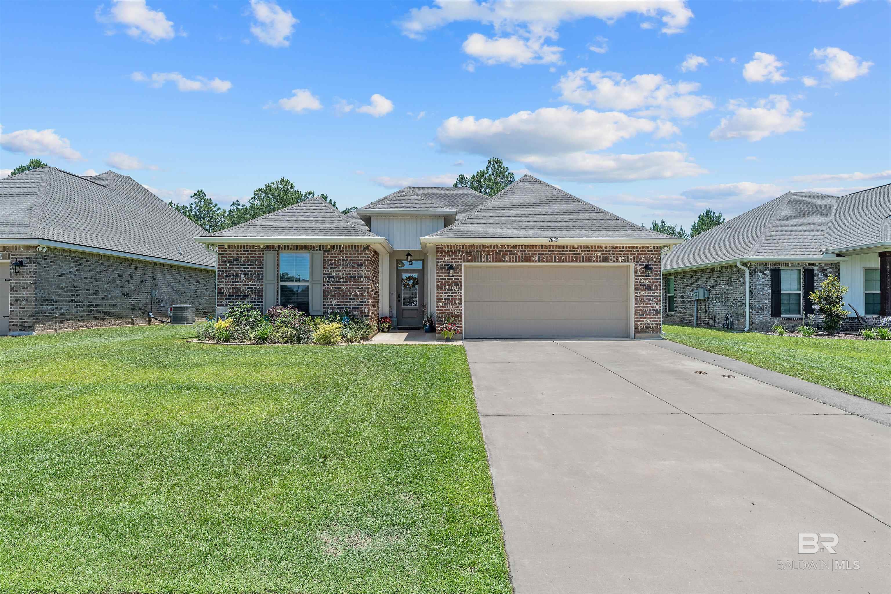 1093 Ruisseau Drive