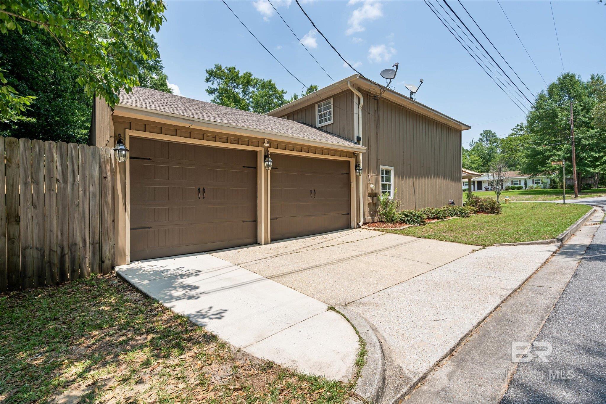 Homes for sale in Mobile, AL | 1116 Linlen Avenue, Mobile, AL 36609 | MLS# 380238