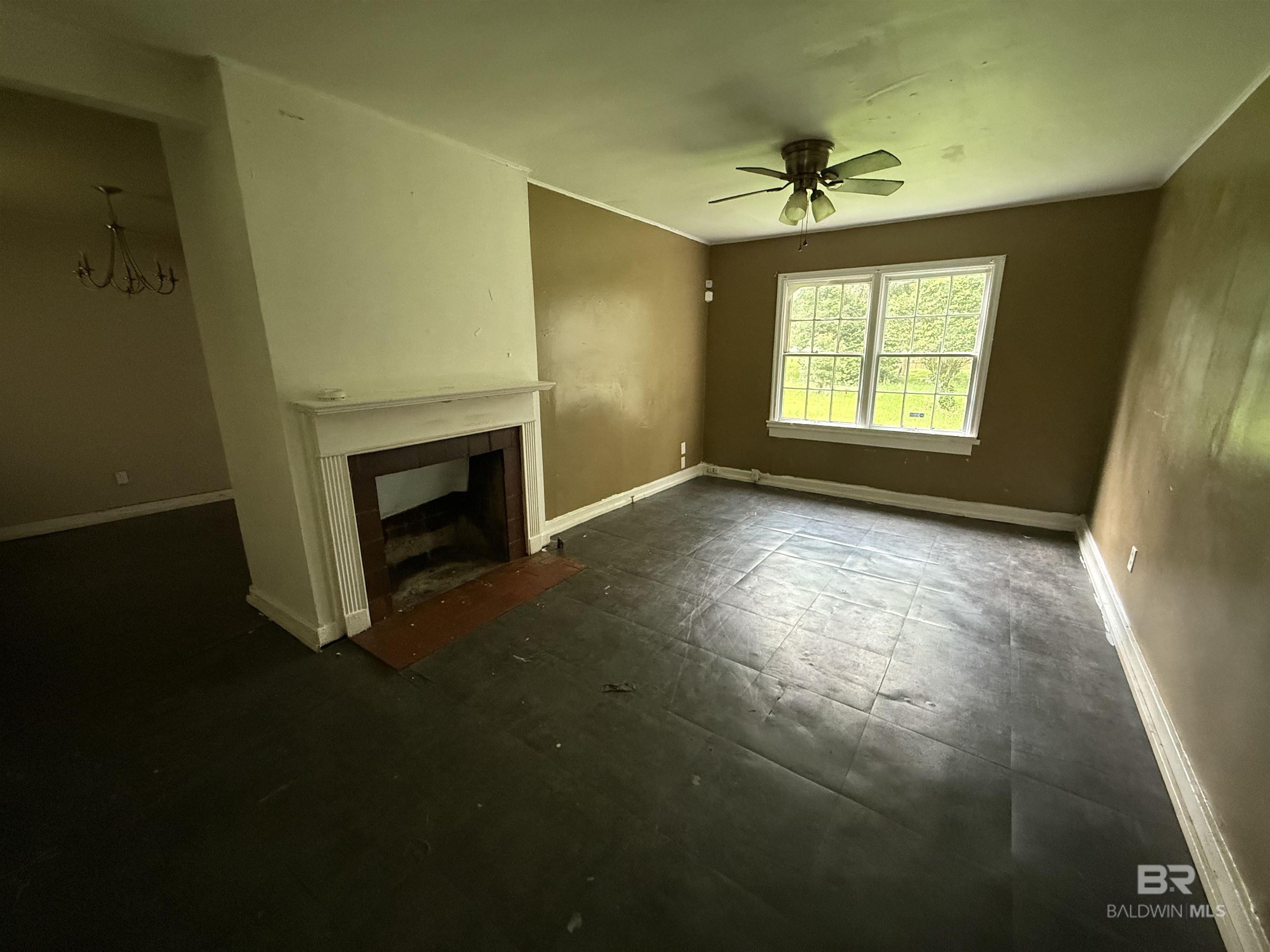 Homes for sale in Mobile, AL | 177 Glenn Avenue, Mobile, AL 36606 | MLS# 380277