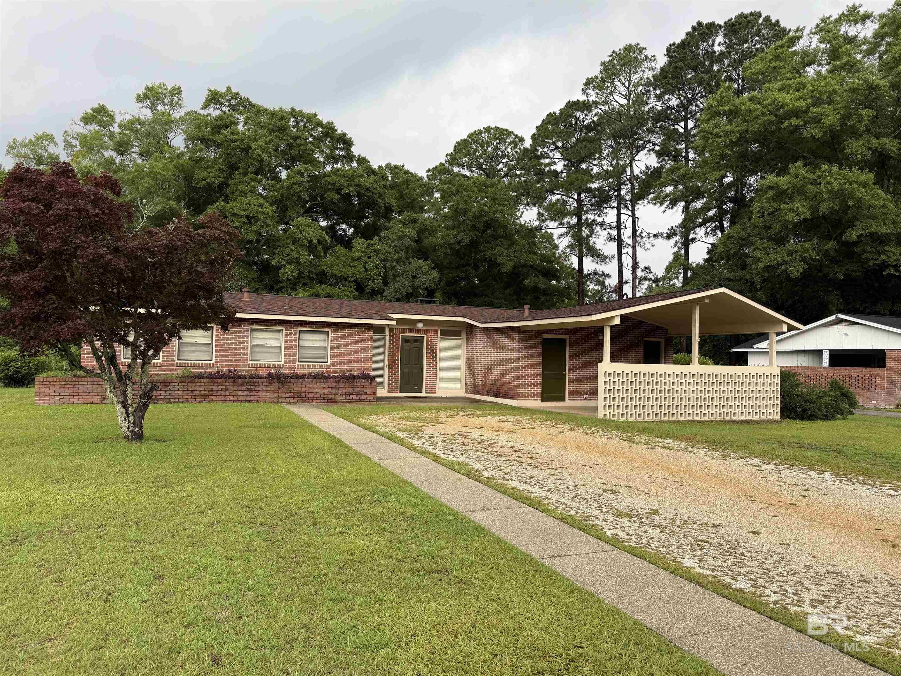 Listing Photo 380450