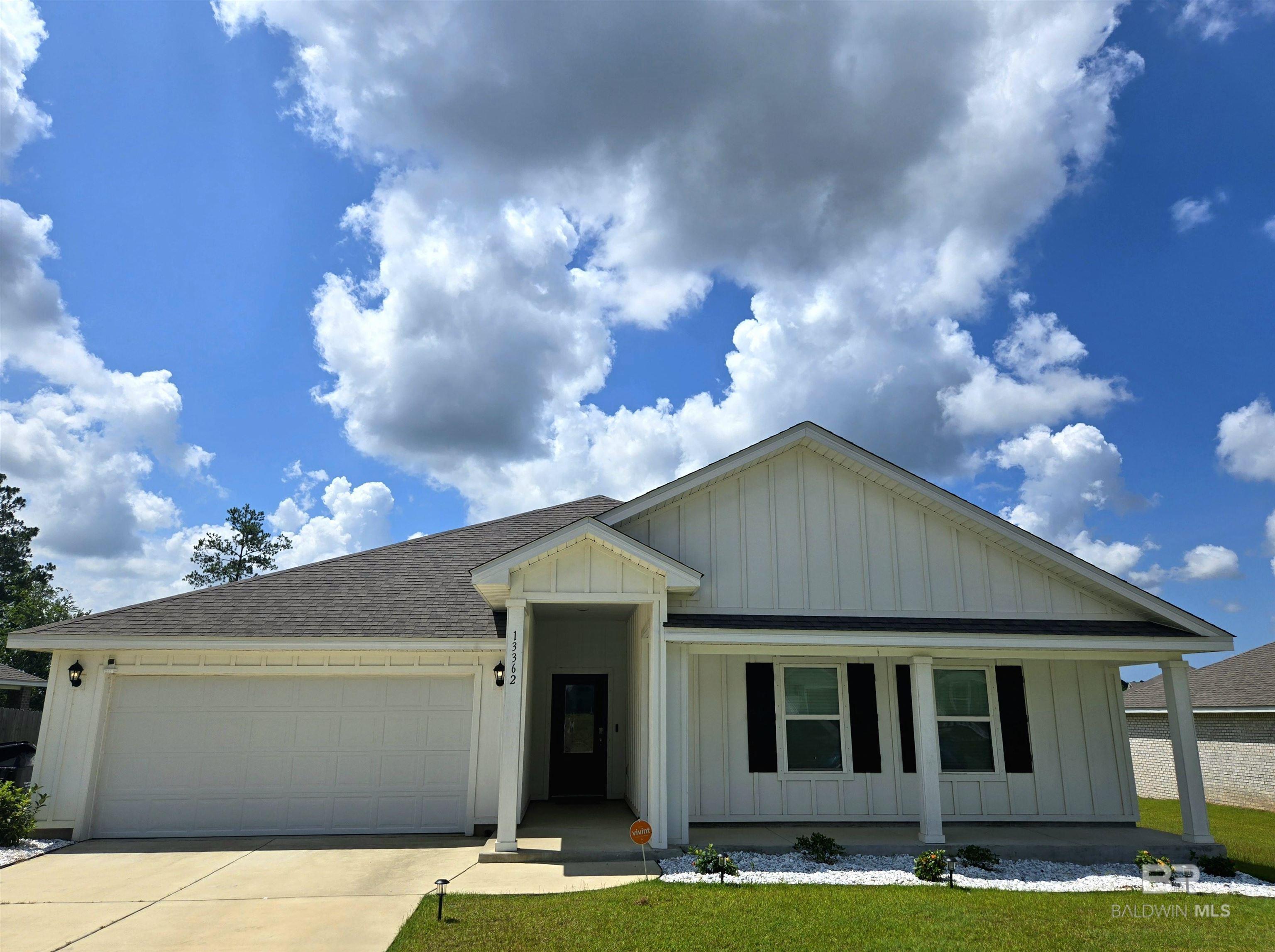 Homes for sale in Daphne, AL | 13362 Monticello Boulevard, Daphne, AL 36527 | MLS# 380528