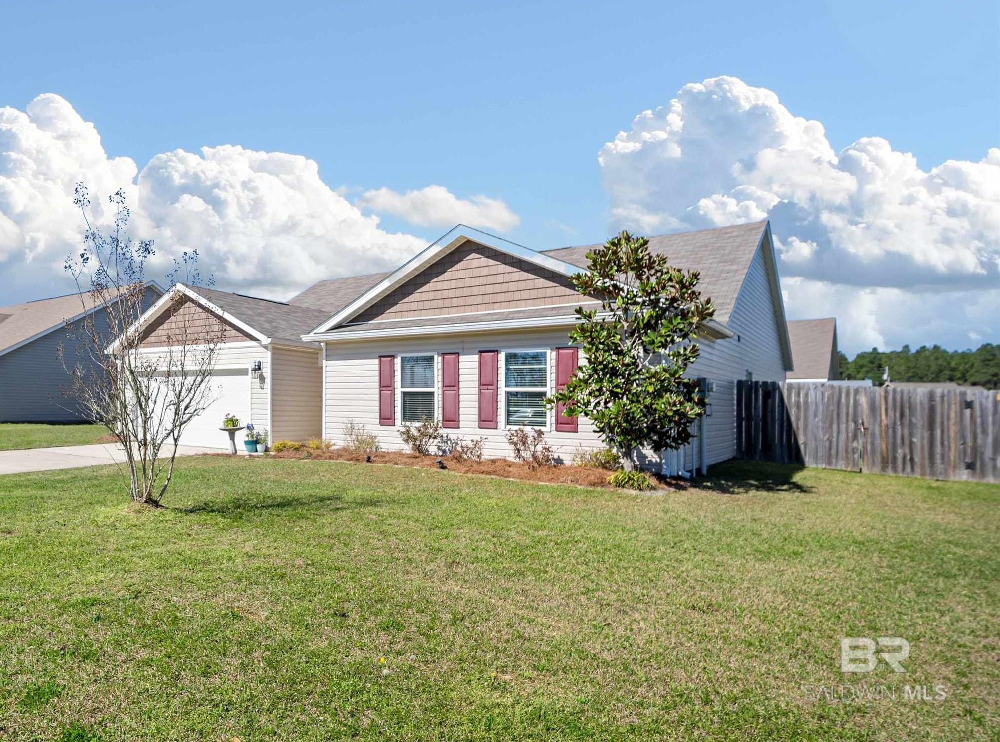 Listing Photo 380765