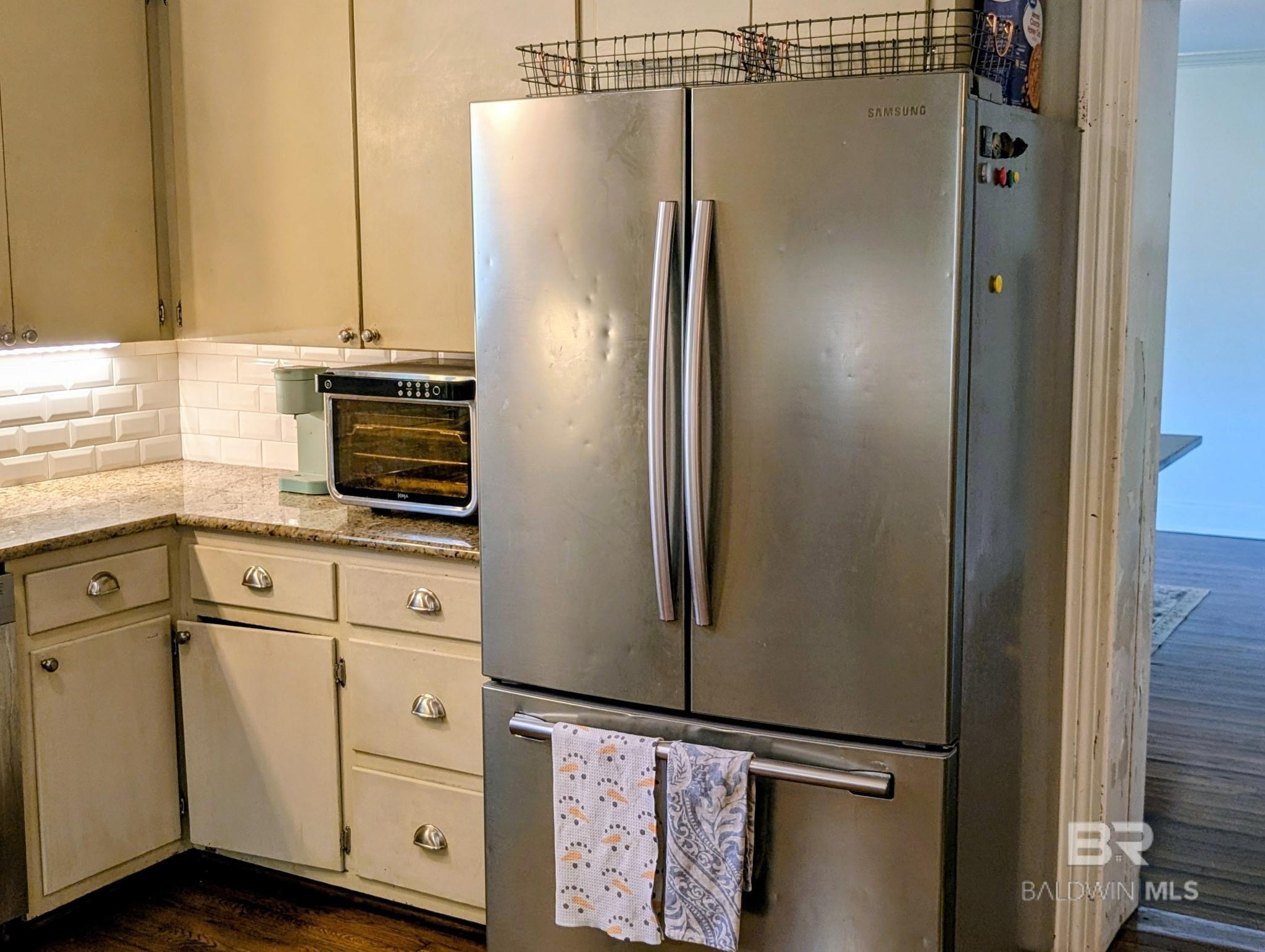 Homes for sale in Brewton, AL | 1415 Poplar Avenue, Brewton, AL 36426 | MLS# 381337