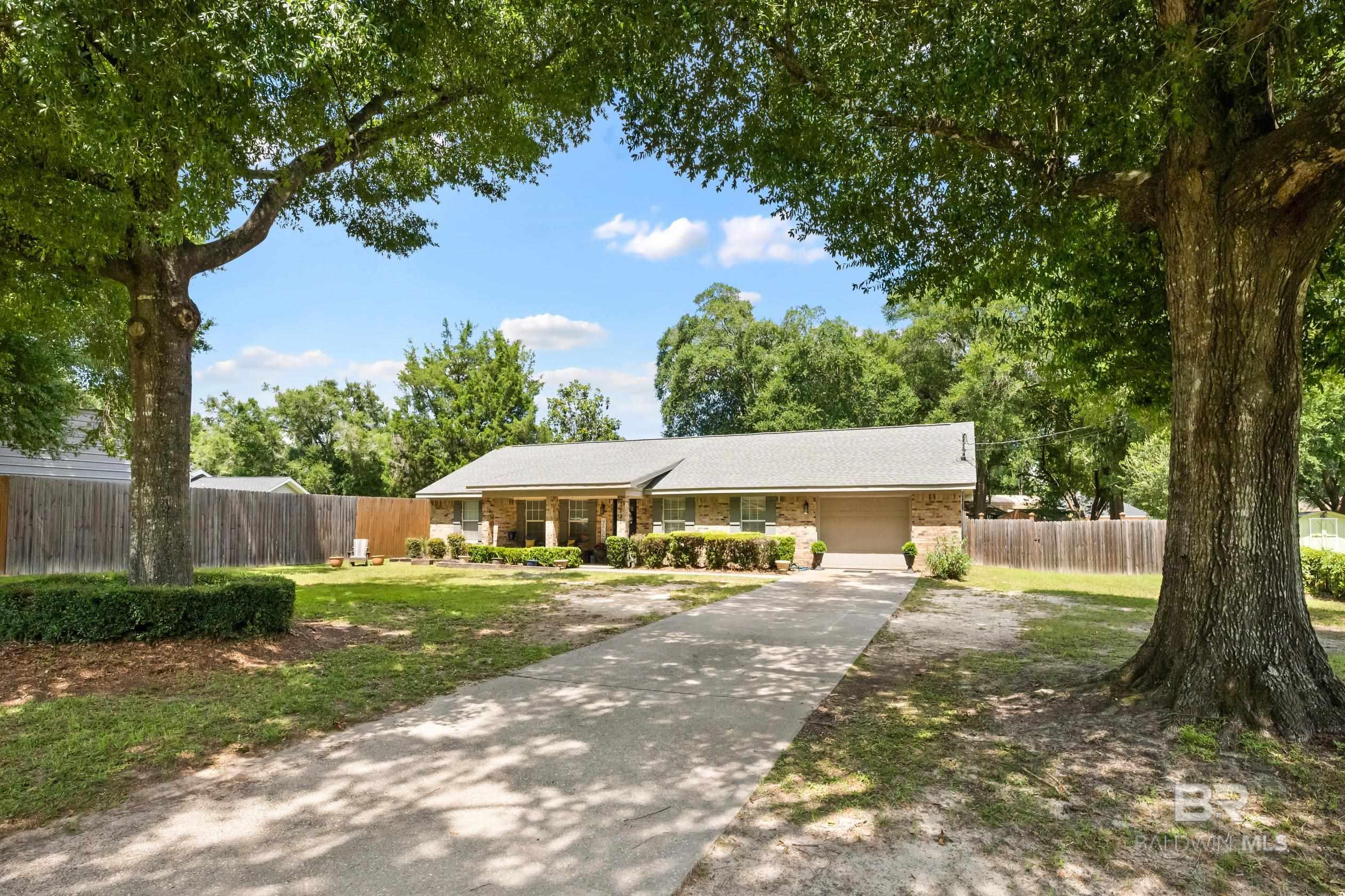 Homes for sale in Foley, AL | 7791 Simmons Dr, Foley, AL 36535 | MLS# 382460