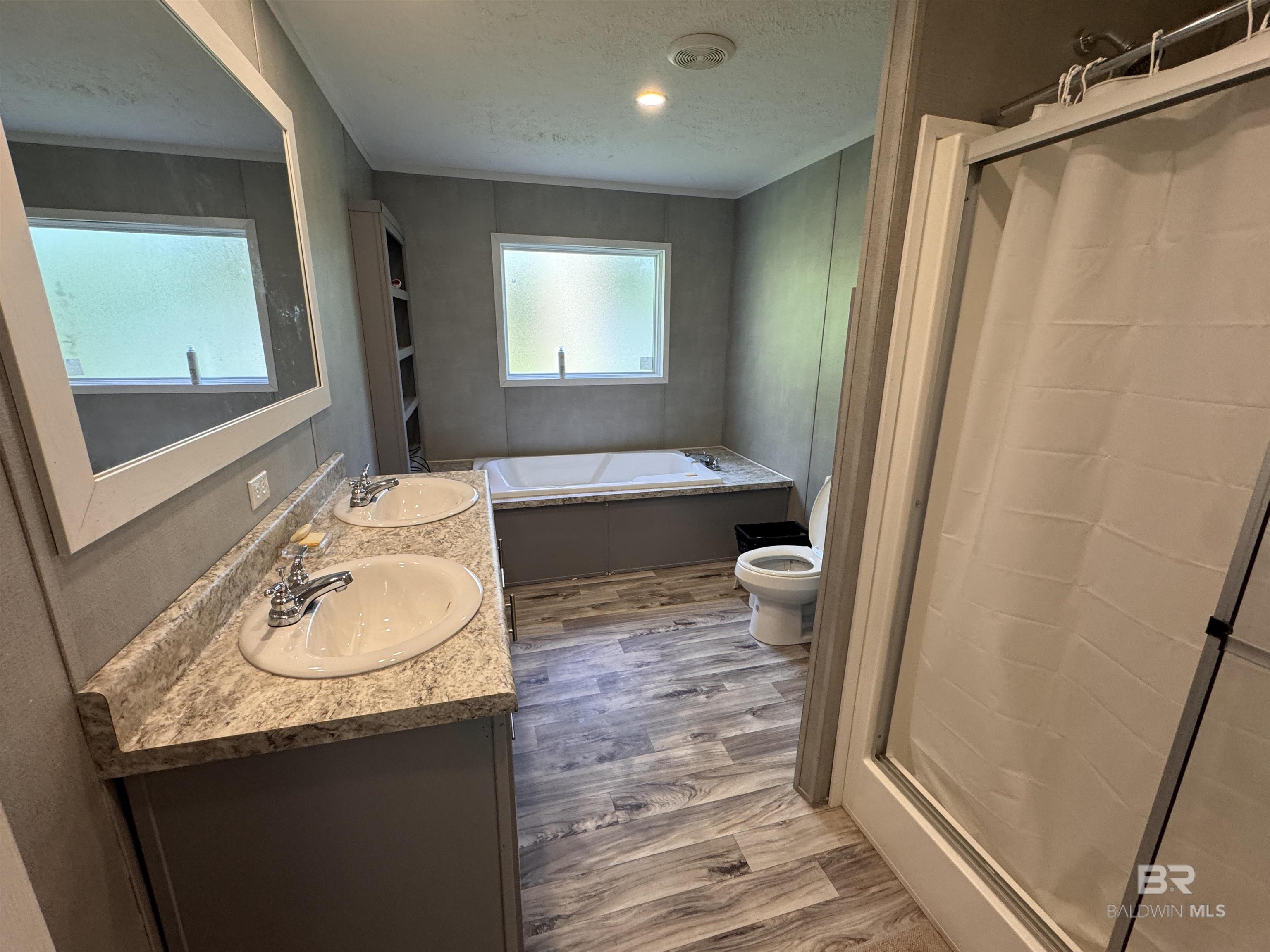 Homes for sale in Elberta, AL | 7648 Bay Shore Dr, Elberta, AL 36530 | MLS# 382671