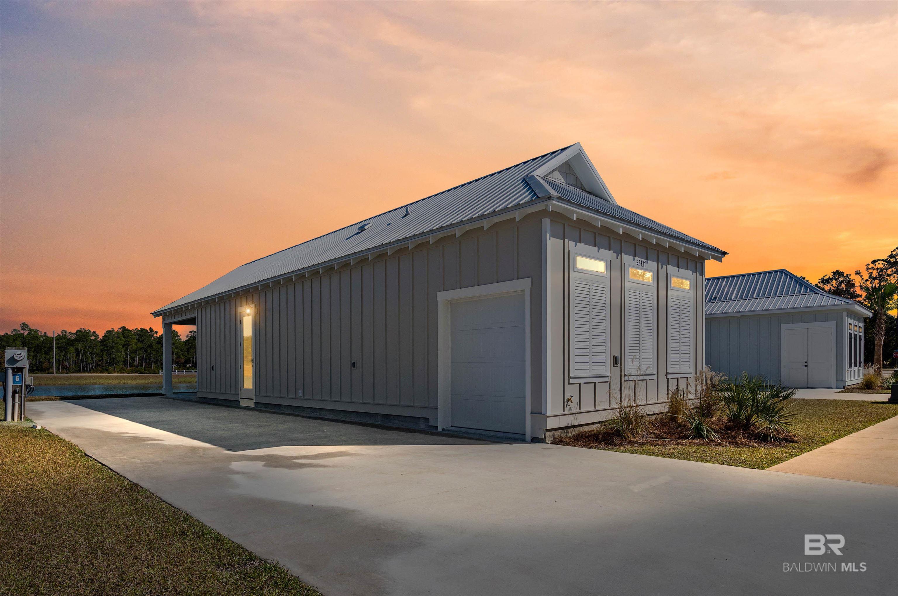 22353 Twin Lakes Circle